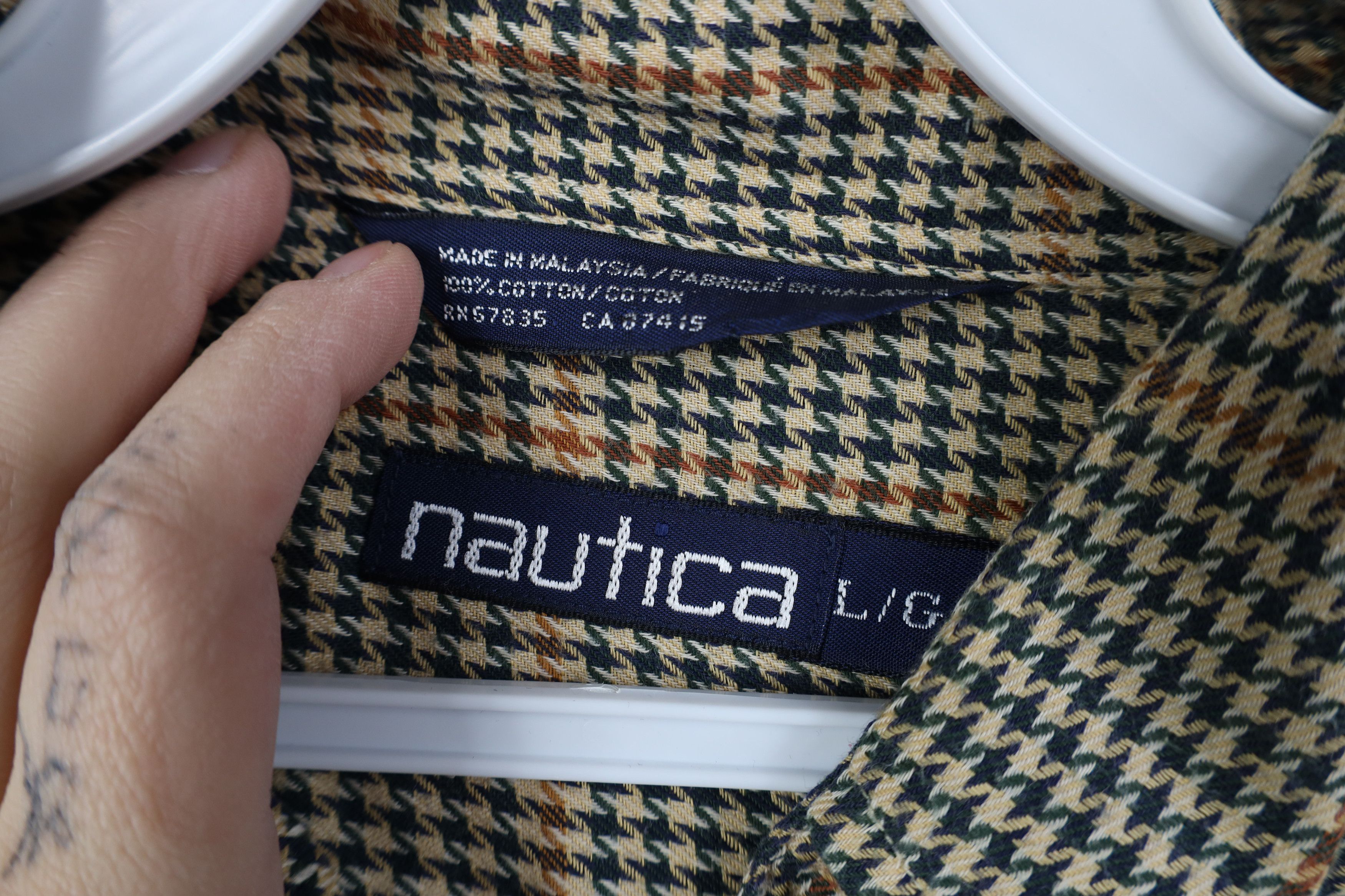 Nautica Vintage 90s Nautica Houndstooth Collared Button Down Shirt Size US L / EU 52-54 / 3 - 9 Thumbnail