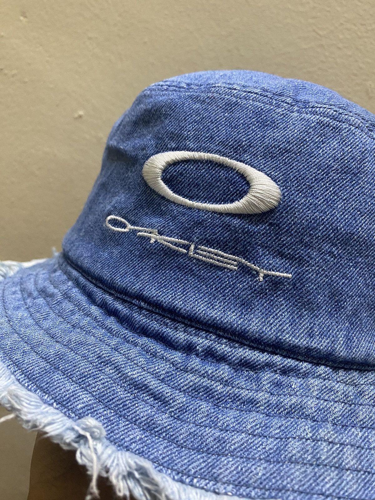 Oakley × Vintage Vintage Jeans Distressed Oakley Bucket Hat Outdoor Y2k Size ONE SIZE - 3 Thumbnail