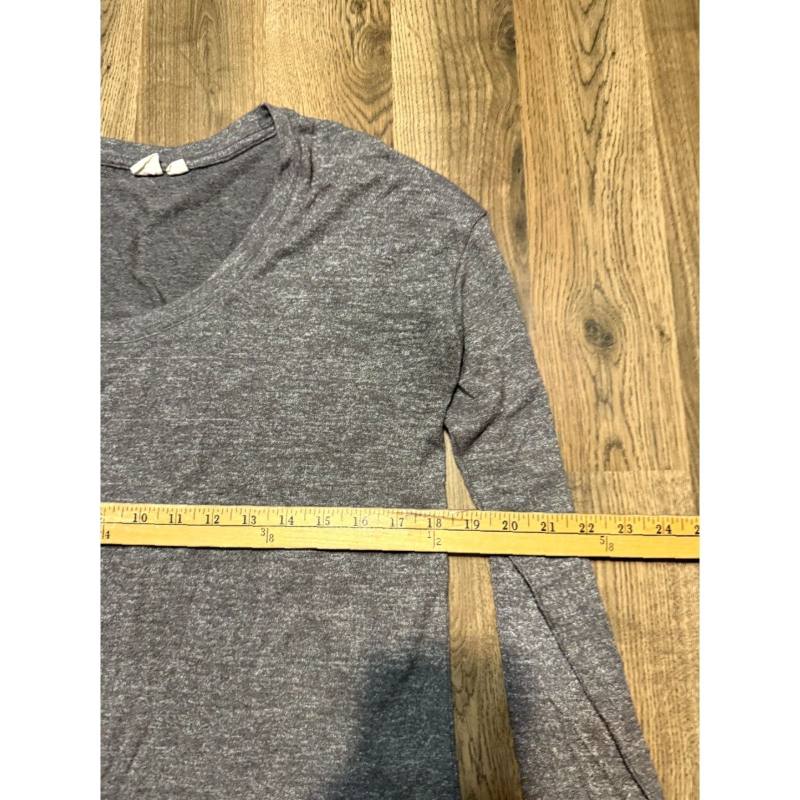 Gap GAP Shirt Women's Medium Gray V-Neck Long Sleeve Shirt Size M / US 6-8 / IT 42-44 - 7 Thumbnail