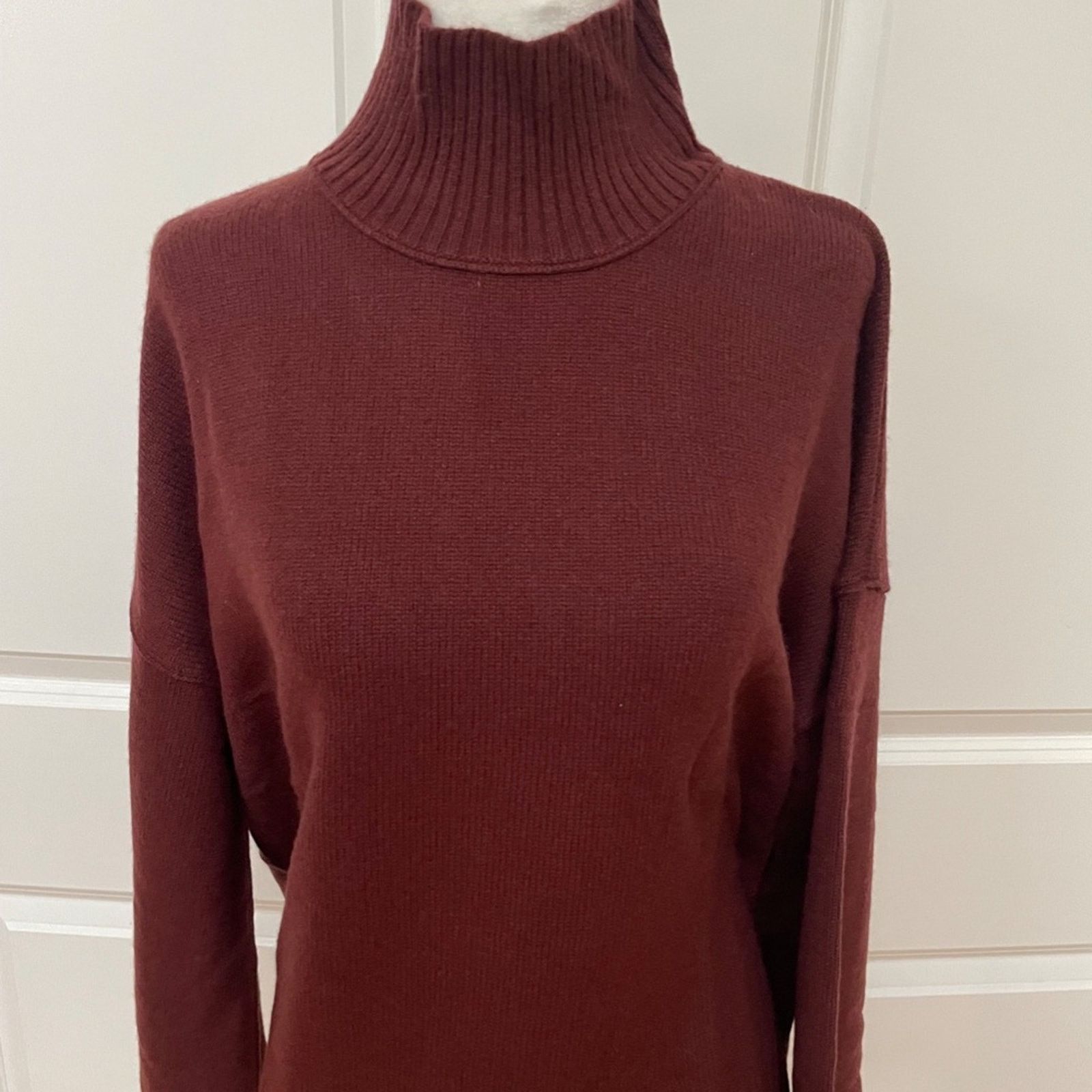 Autumn Cashmere Cashmere Turtleneck Sweater from AUTUMN CASHMERE Size L / US 10 / IT 46 - 6 Thumbnail