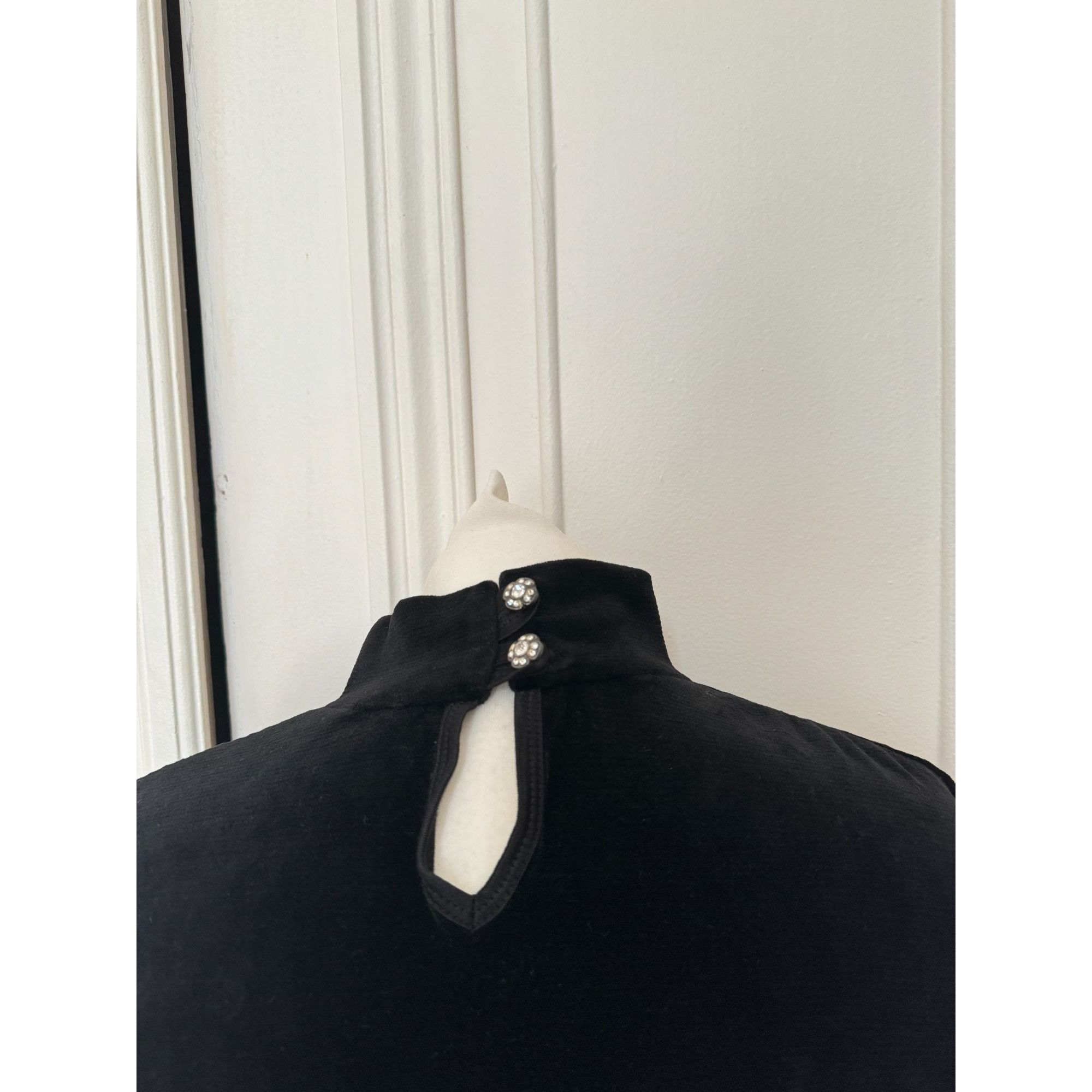 Yves Saint Laurent Vintage Black Velvet Dress Size M / US 6-8 / IT 42-44 - 5 Thumbnail