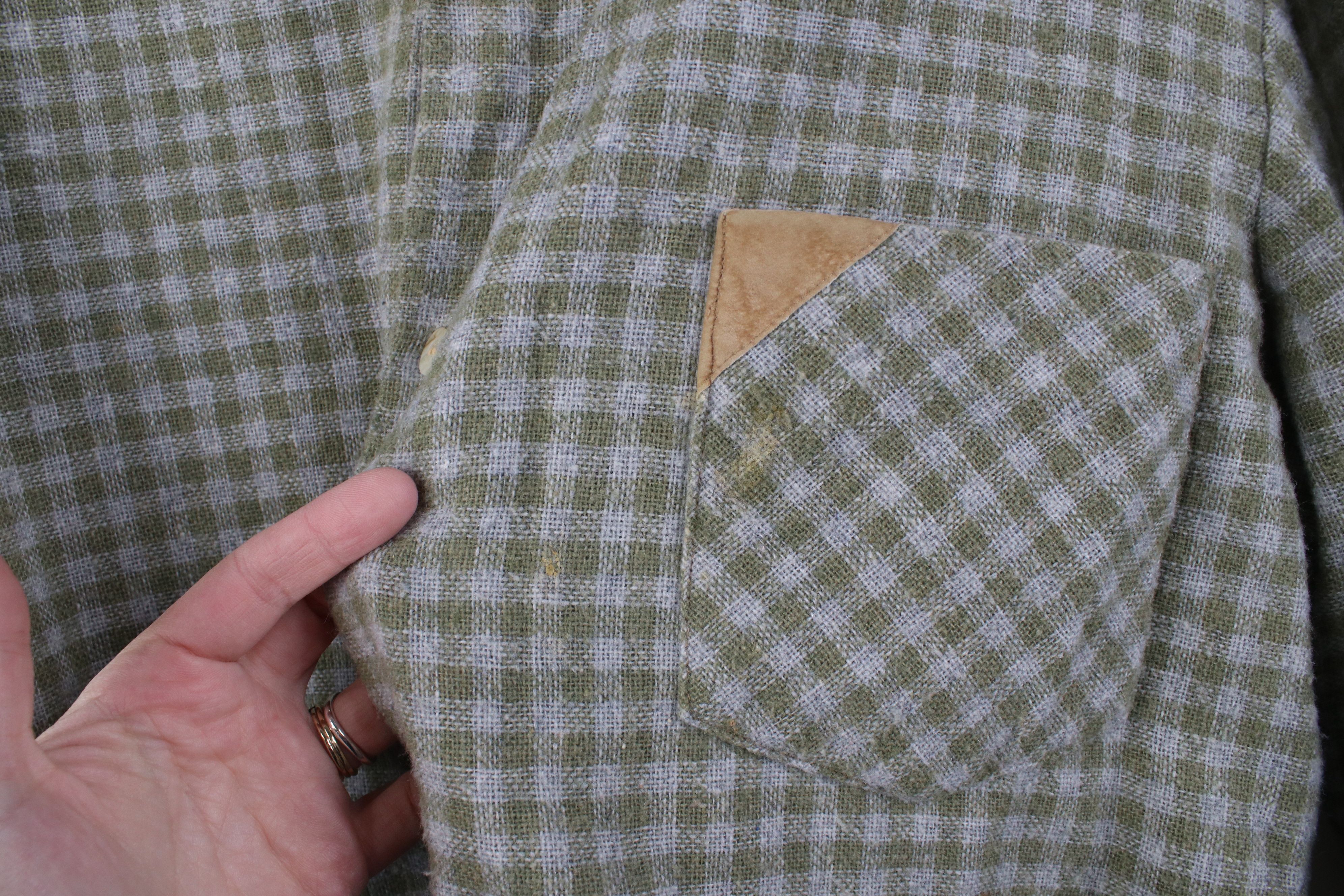 Vintage Vintage 70s Streetwear Knit Collared Button Shirt Plaid Size US S / EU 44-46 / 1 - 4 Thumbnail