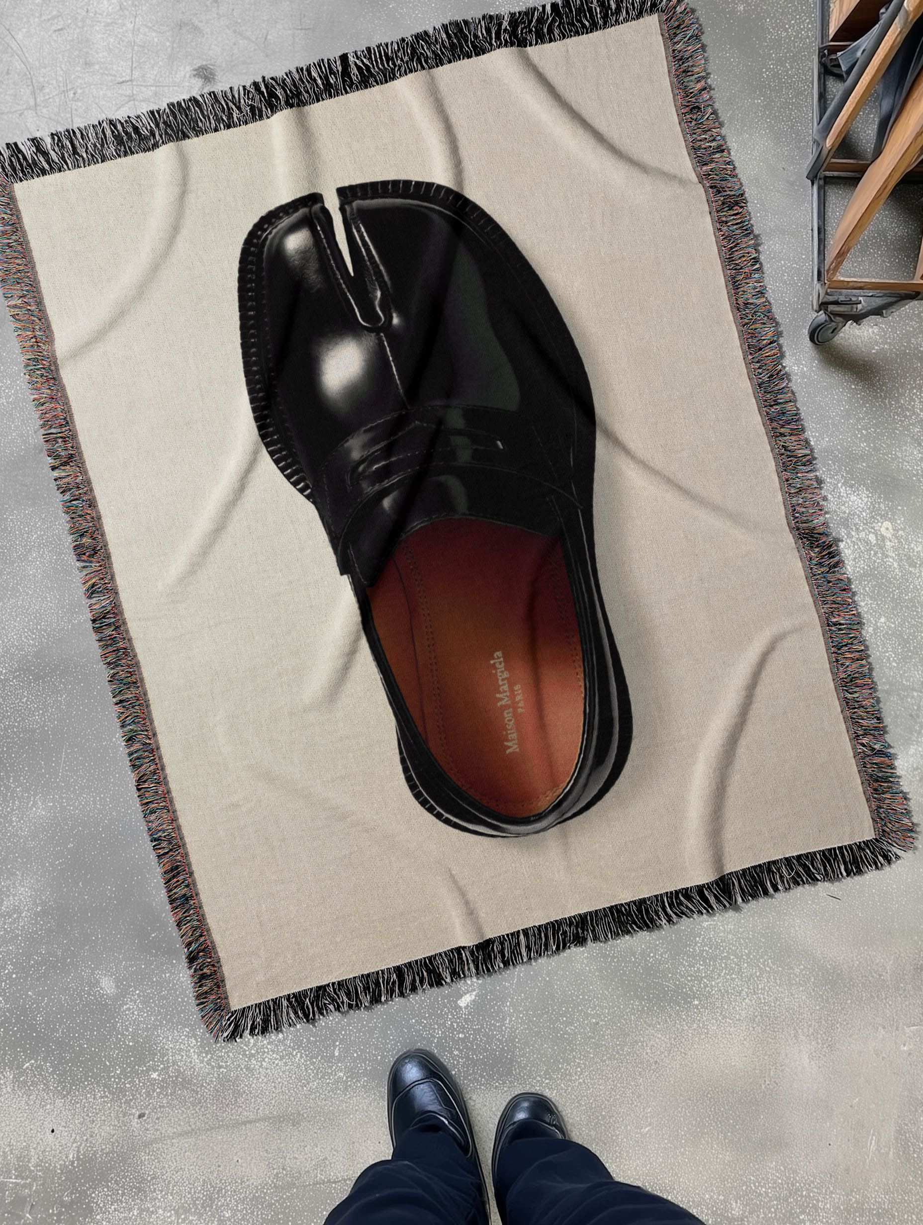 Maison Margiela Maison Margiela Tabi Shoes Blanket Avant Garde Poster Gift Size ONE SIZE - 1 Thumbnail