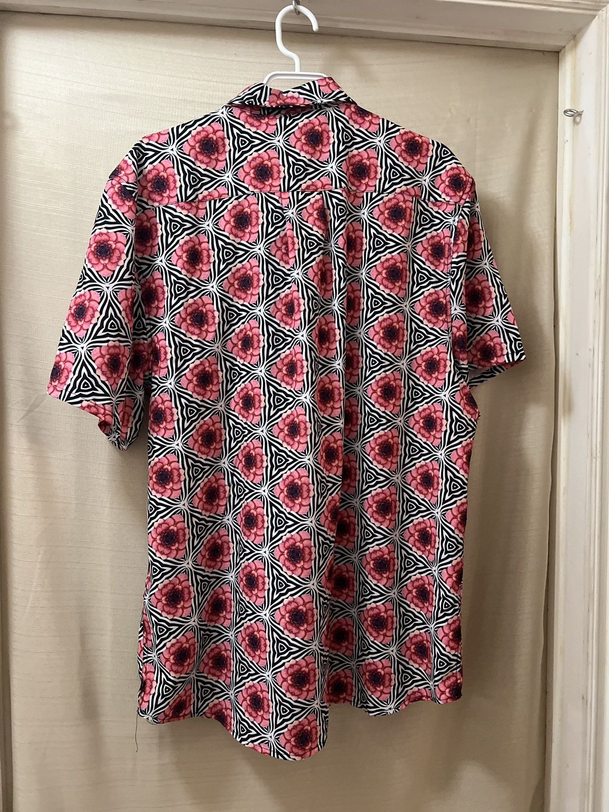 WeSC Wesc mens geometric shirt large button up Size US L / EU 52-54 / 3 - 6 Thumbnail