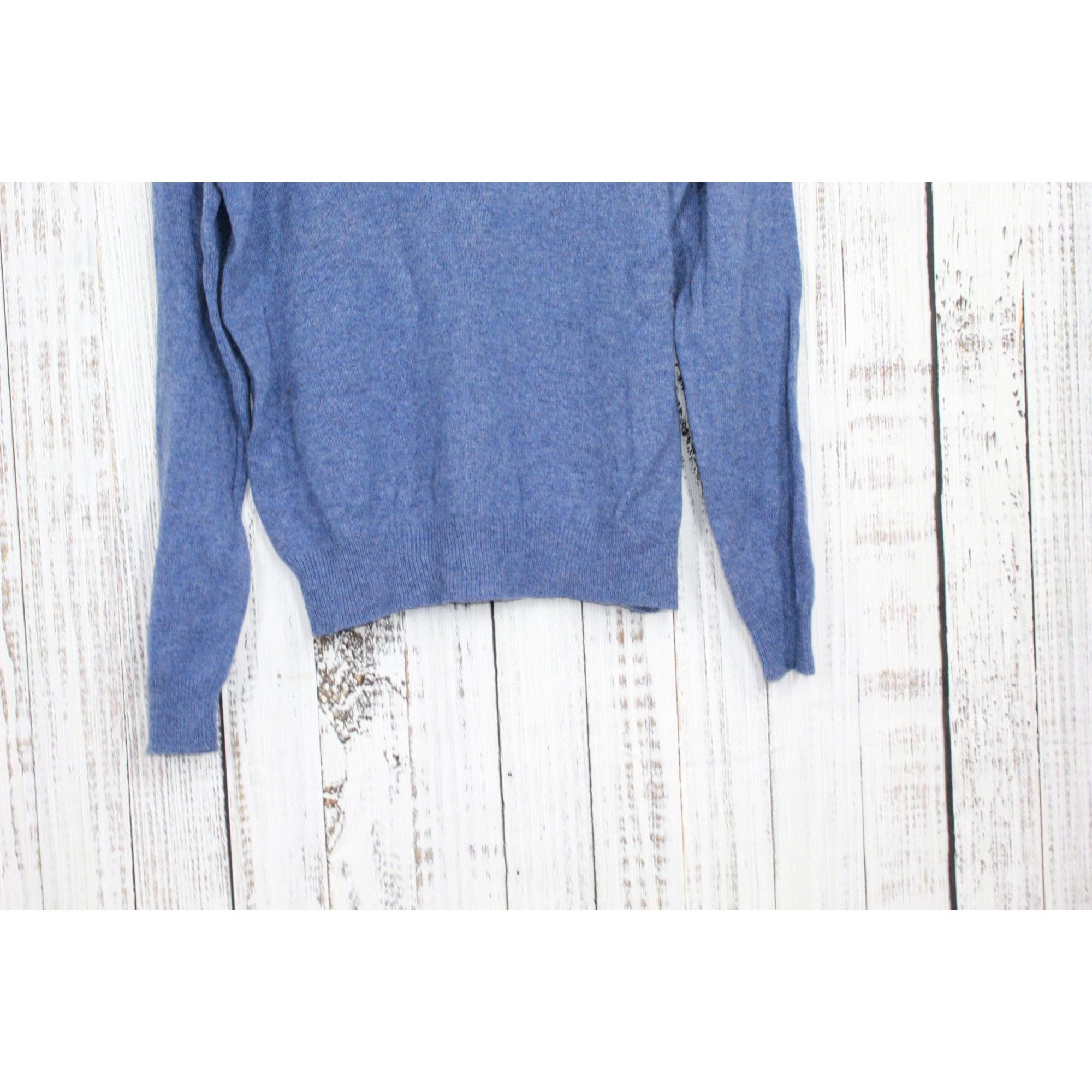 Polo Ralph Lauren Polo Ralph Lauren Lambswool V-Neck Sweater Blue XL Size US XL / EU 56 / 4 - 4 Thumbnail