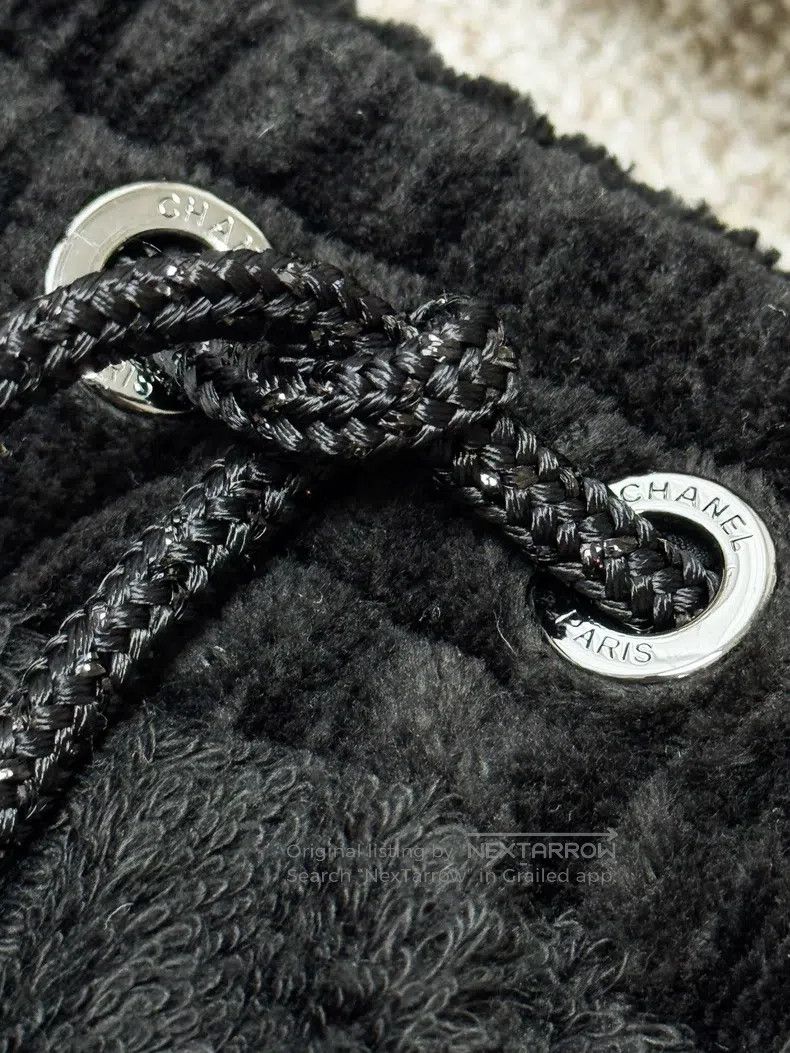 Chanel Chanel Beach series black white letter logo towel shorts Size 25" / US 0 / IT 36 - 7 Thumbnail