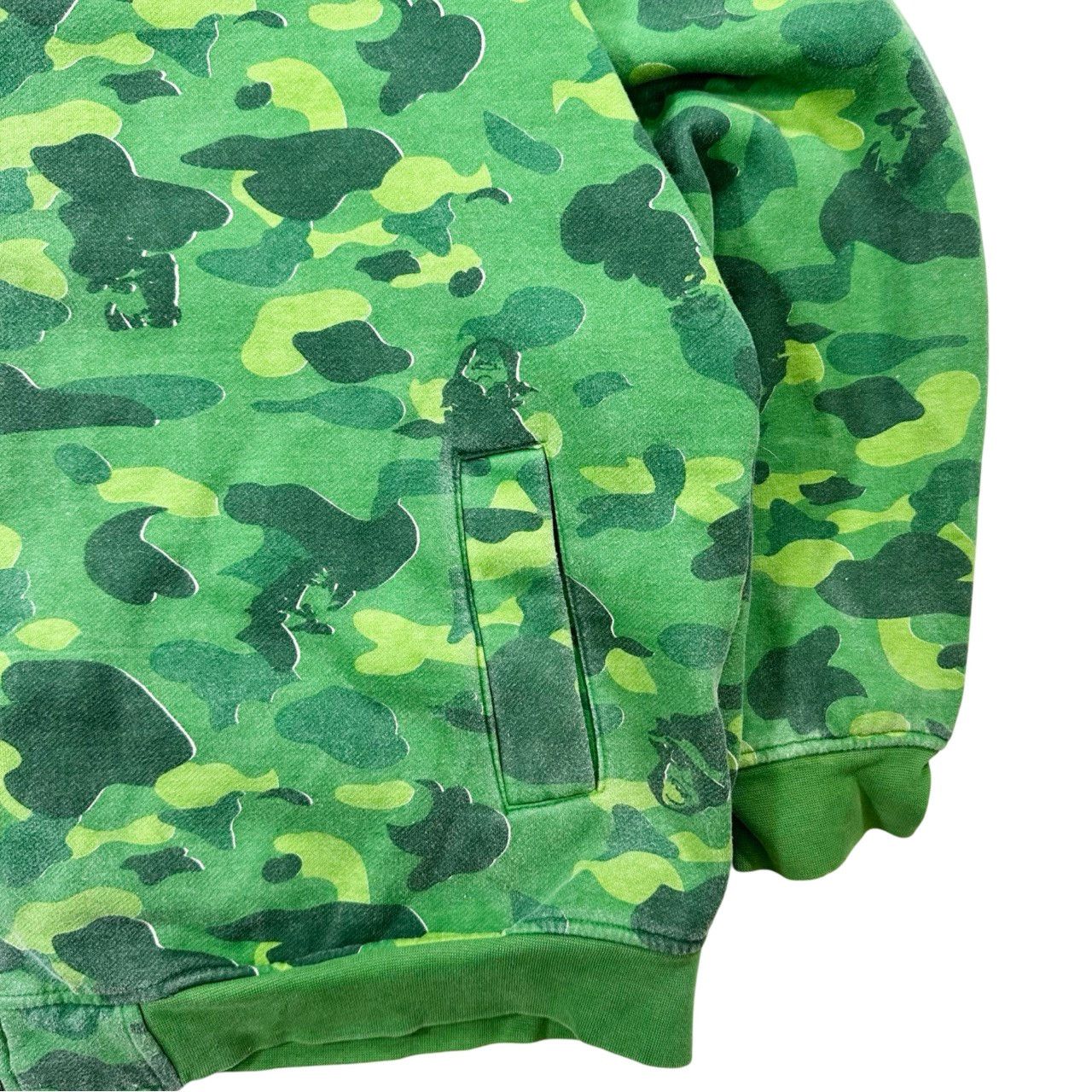 Vintage Vintage 00s Rare Y2K Biggie Smalls Tupac Camo Heavy Zip Up Size US XXL / EU 58 / 5 - 4 Thumbnail