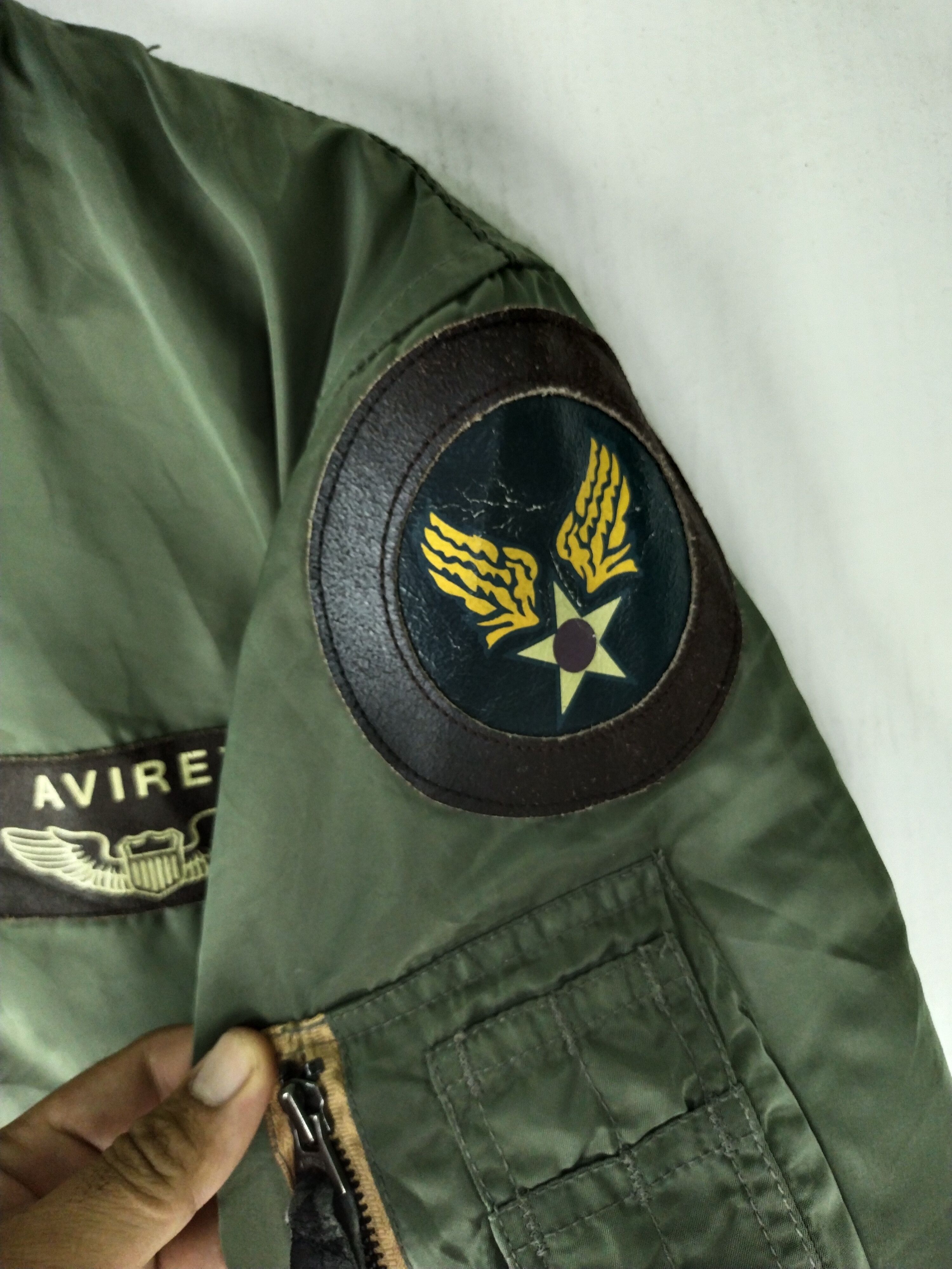 Avirex Avirex P-40 Warhawk Aleutian Tigers Bomber Jacket Size US L / EU 52-54 / 3 - 9 Thumbnail