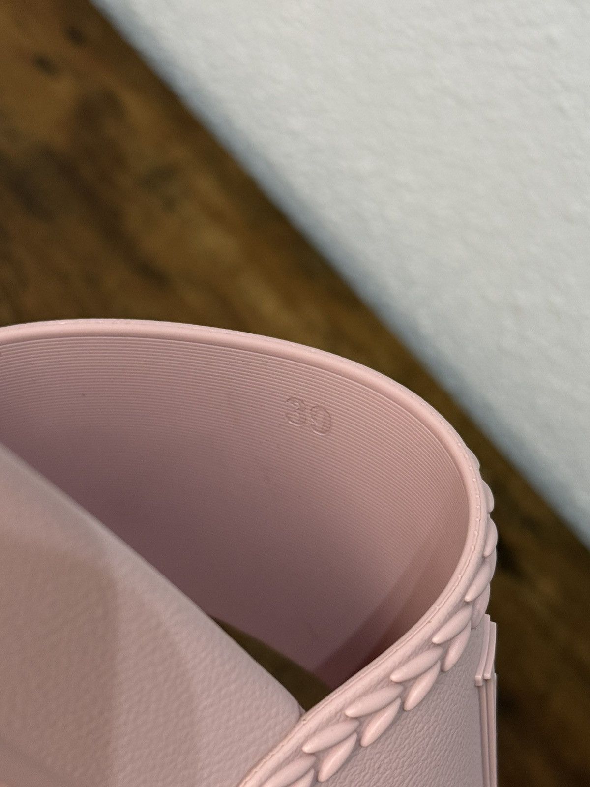 MCM Big Logo Rubber Pink Slides size 8.5 US 39Eu
