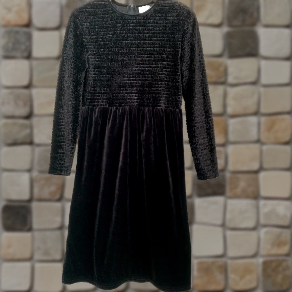 Velour Vintage Caroline Wells Dress Size 8 Black Velour Smocked Top Long Sleeves Midi Size M / US 6-8 / IT 42-44 - 1 Thumbnail
