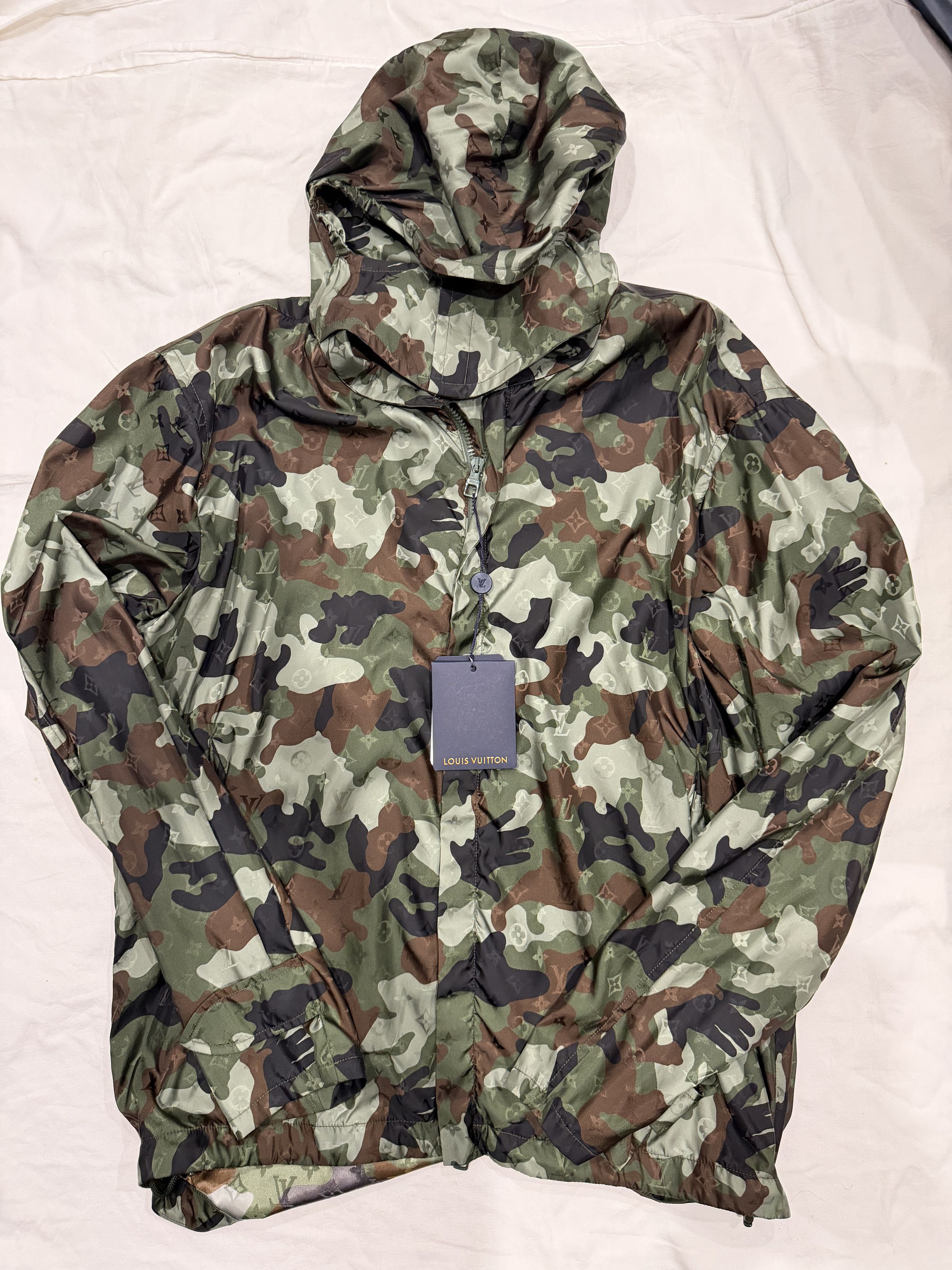 Louis Vuitton Louis Vuitton Green Camo Monogram Windbreaker Size US M / EU 48-50 / 2 - 1 Thumbnail