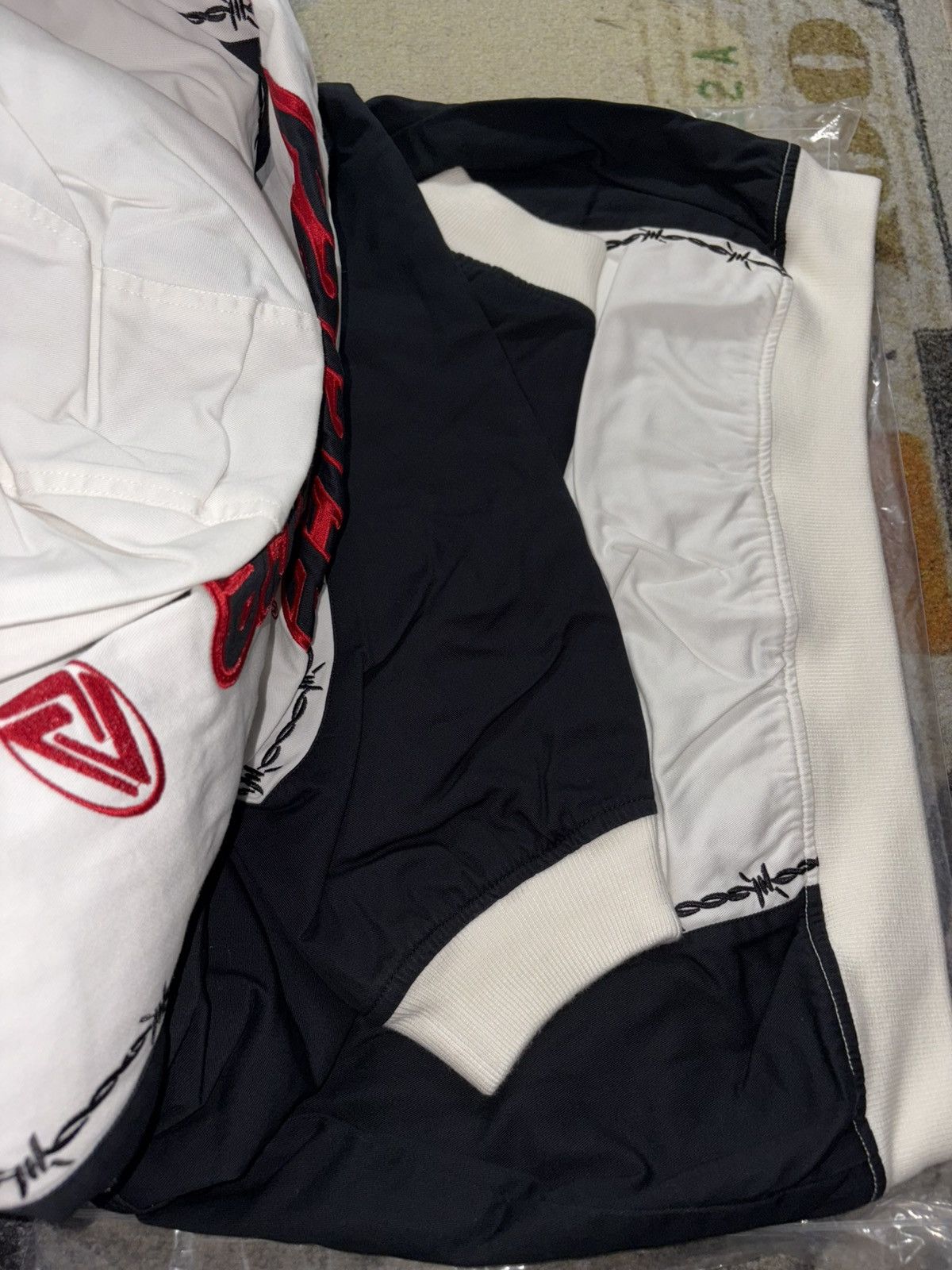 Palace Palace Need For P’s Jacket White Black Size US XL / EU 56 / 4 - 3 Thumbnail