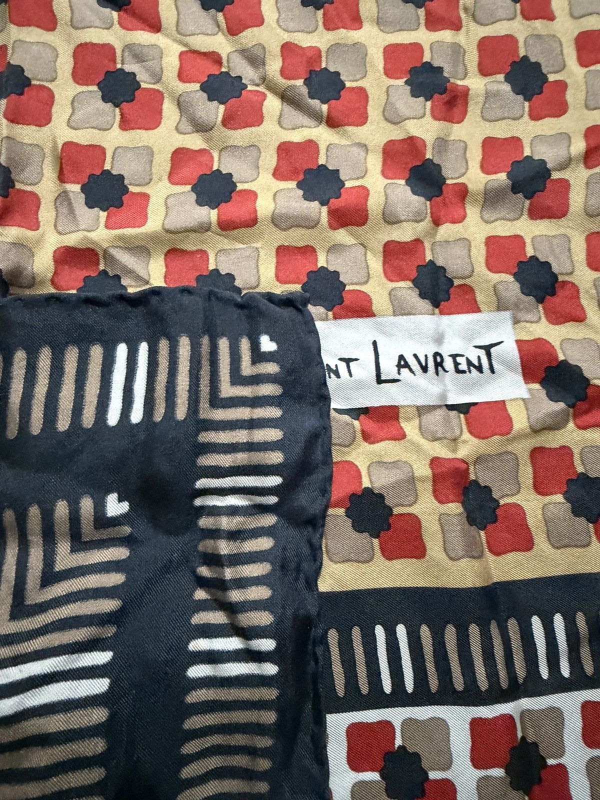 Yves Saint Laurent Vintage 80s Yves Saint Lauren Geometric Print Silk Scarf Size ONE SIZE - 4 Thumbnail