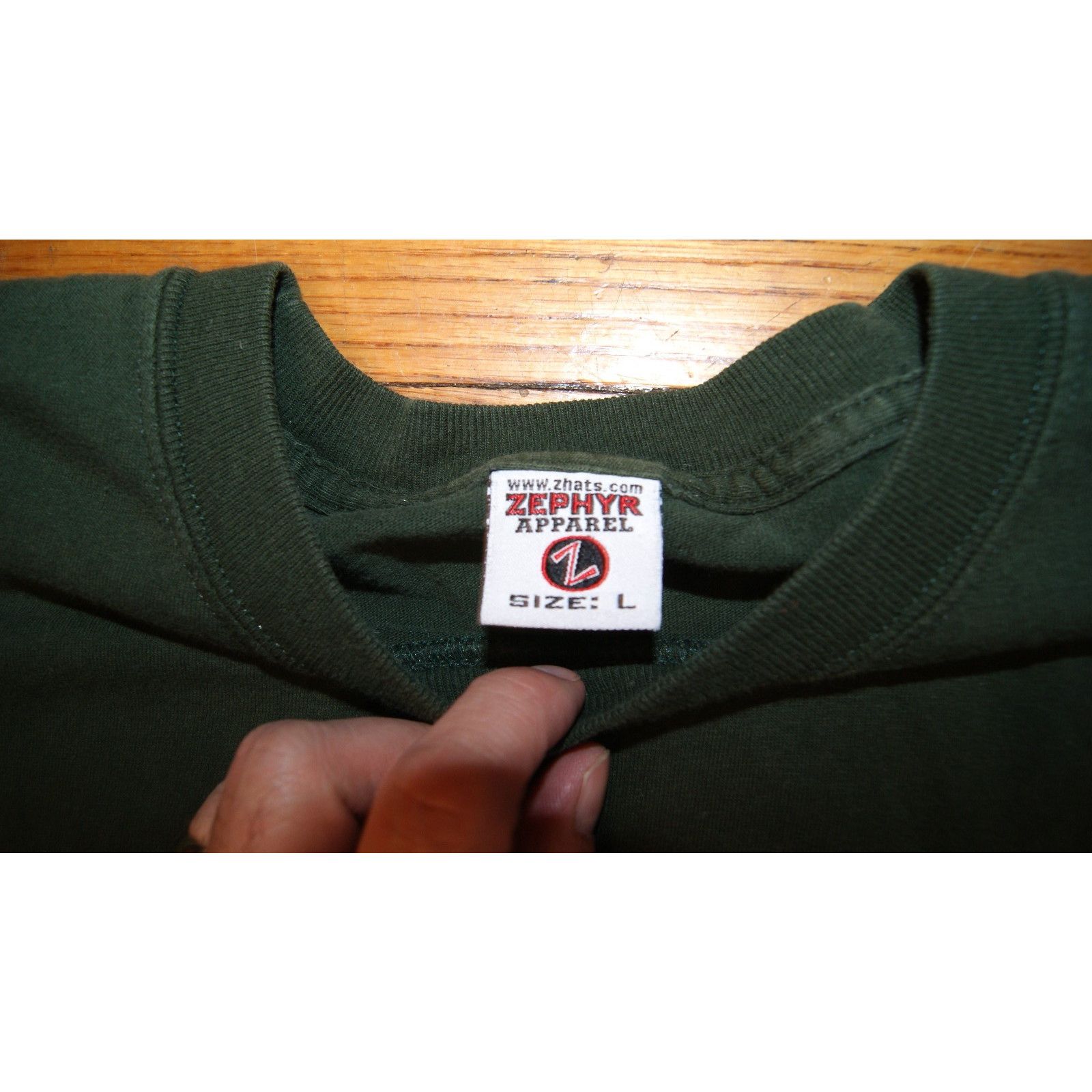 Zephyr NOTRE DAME FIGHTING IRISH Mens L TShirt Zephyr Spell Out Size US L / EU 52-54 / 3 - 3 Thumbnail