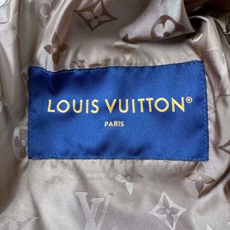 Louis Vuitton Louis Vuitton 25 Brown lambswool jacket Size US XS / EU 42 / 0 - 3 Thumbnail