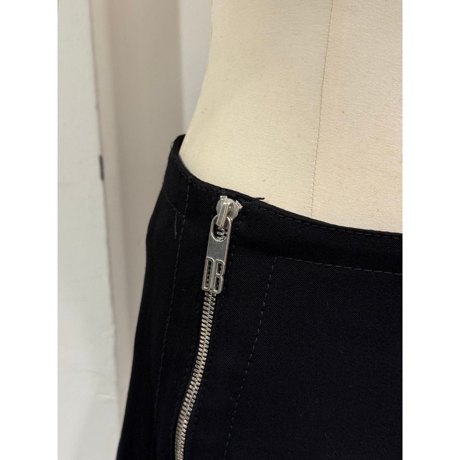 Dirk Bikkembergs 1990s Dirk Bikkembergs zipper mini skirt Size 28" / US 6 / IT 42 - 5 Thumbnail
