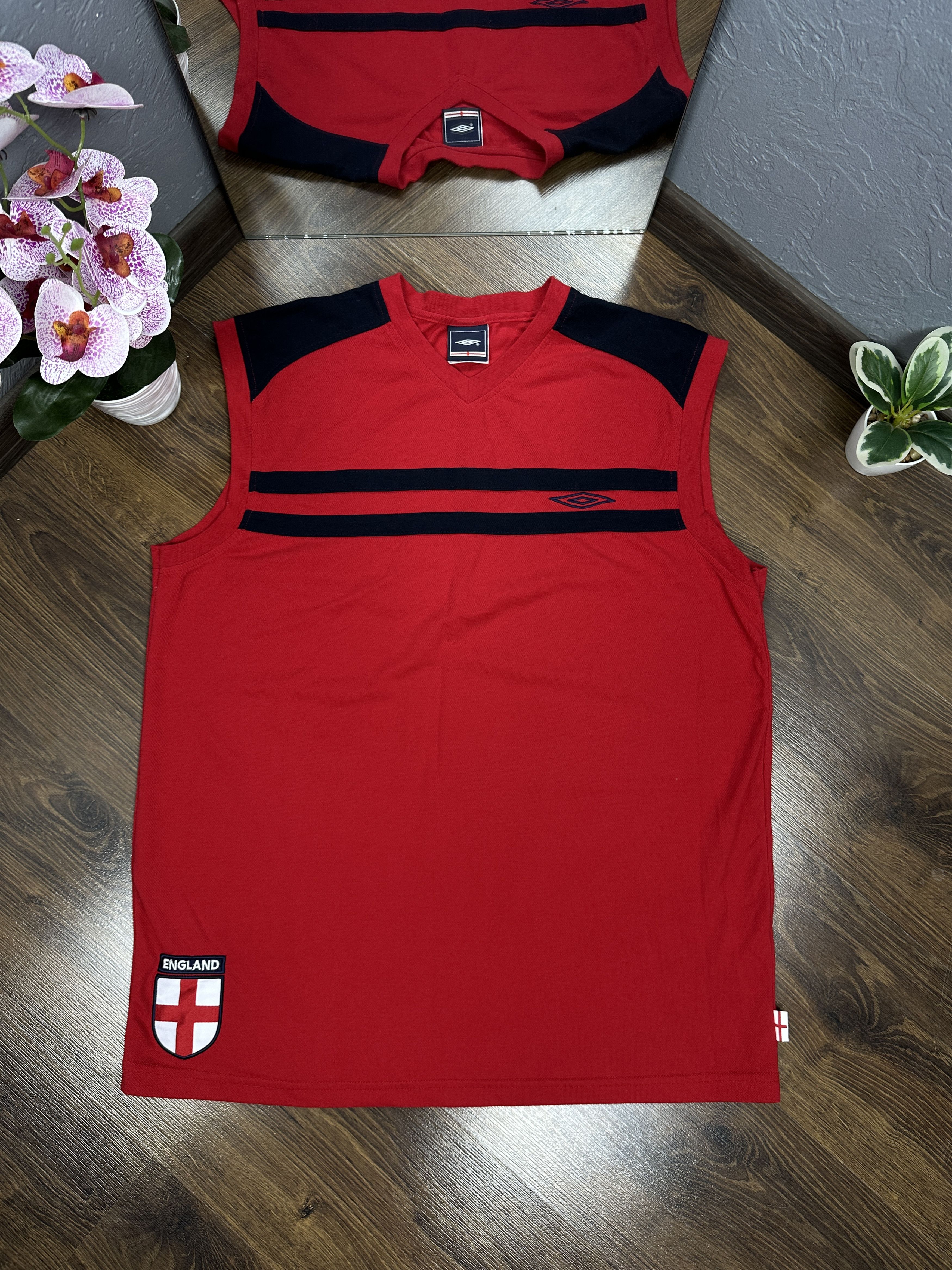 Umbro × Vintage Umbro England Vintage Mens Sleeveless T-Shirt Size US L / EU 52-54 / 3 - 1 Thumbnail
