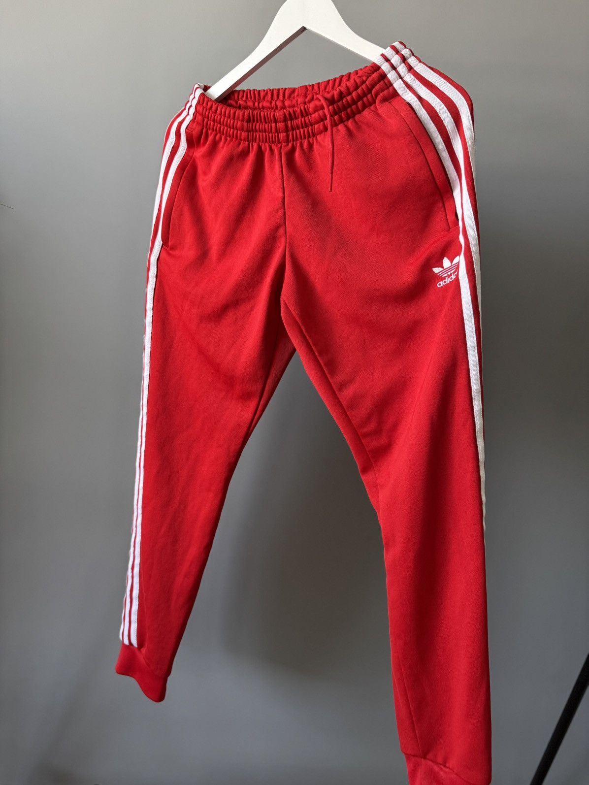 Adidas Adidas original jogger red Size US 32 / EU 48 - 1 Thumbnail