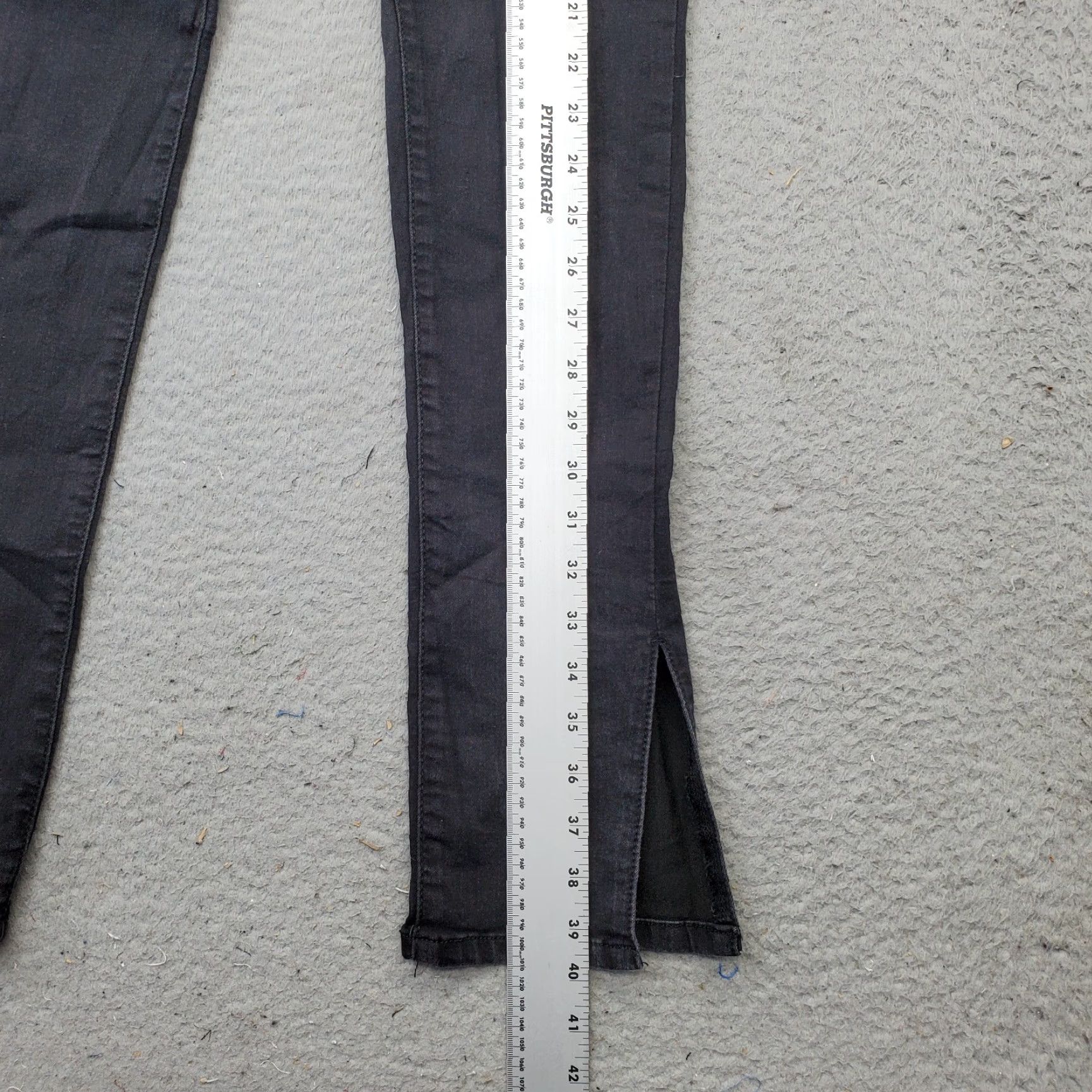 Vintage We The Free Skinny Jeans Women's 30 Black Denim Stretchy Ankle Slit Flat Front Jeans Size 30" / US 8 / IT 44 - 3 Thumbnail