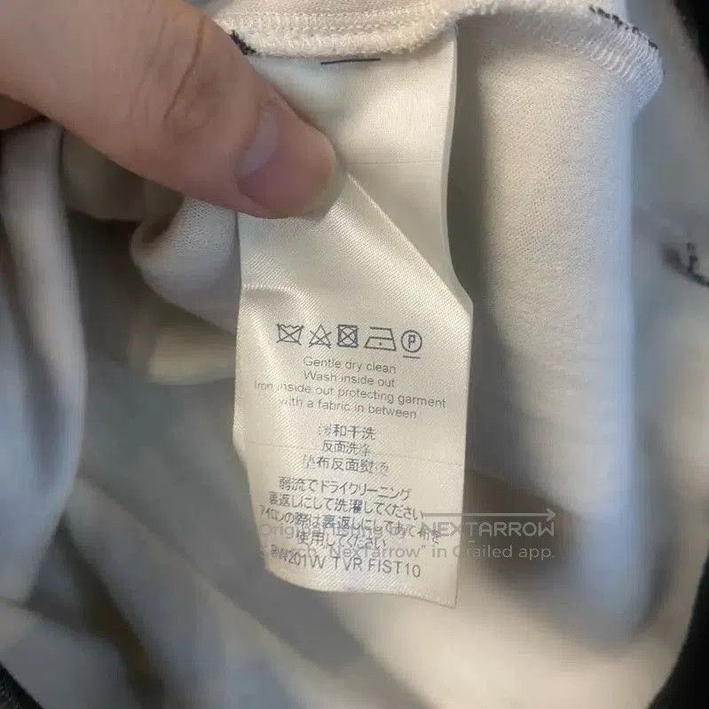 Louis Vuitton Louis Vuitton Women's XS White Sweatshirt . Size XS / US 0-2 / IT 36-38 - 4 Thumbnail