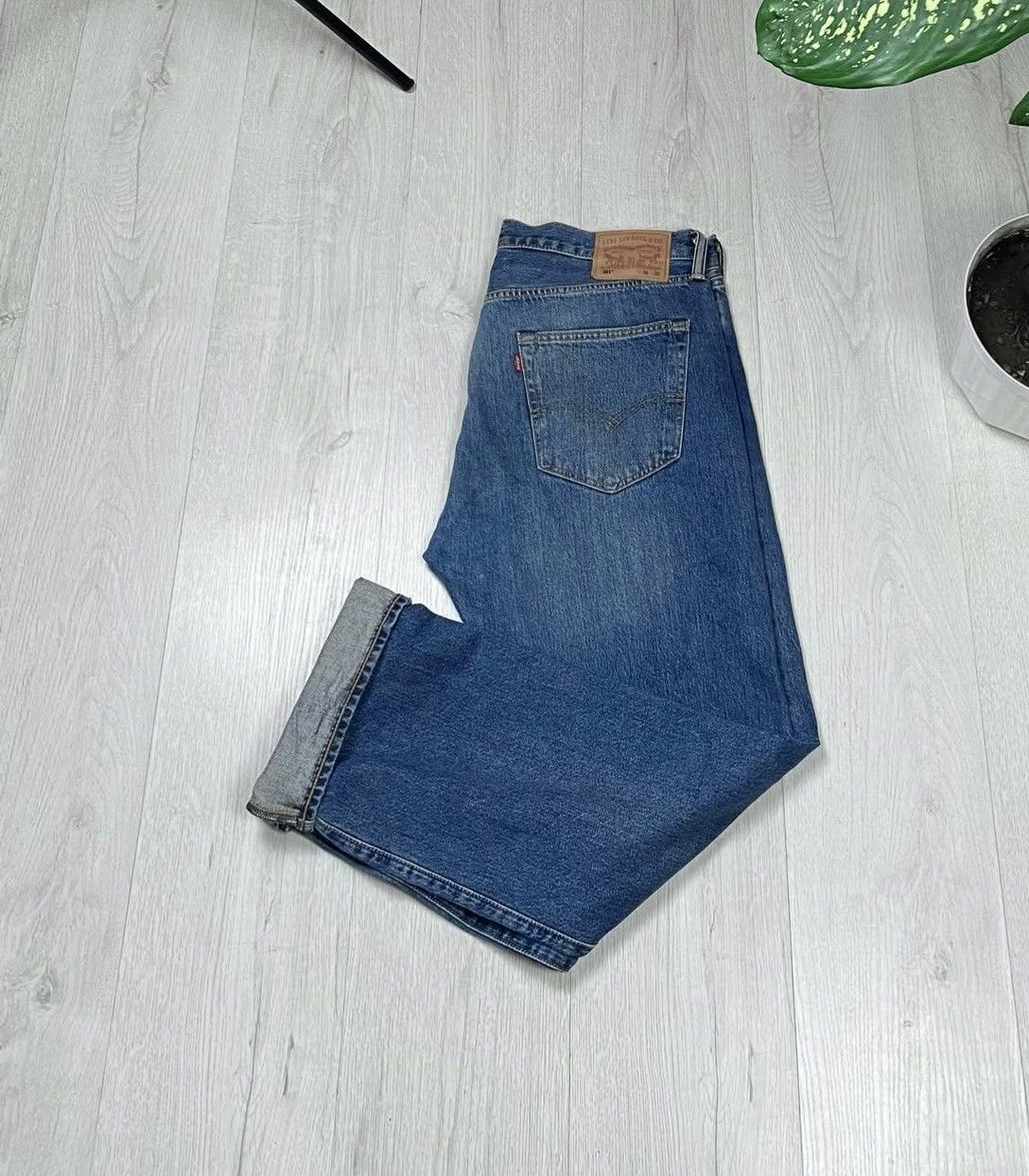 Levi's Levis 501 Jeans Mens Size W36 L32 Size US 36 / EU 52 - 1 Thumbnail