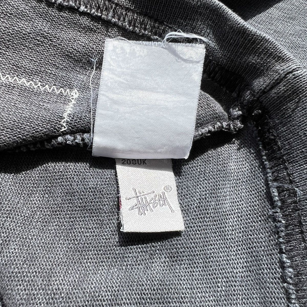 Stussy 🔥Vintage 90’s Stussy Fuzzy Dice Spellout Logo T-Shirt Size US L / EU 52-54 / 3 - 10 Thumbnail