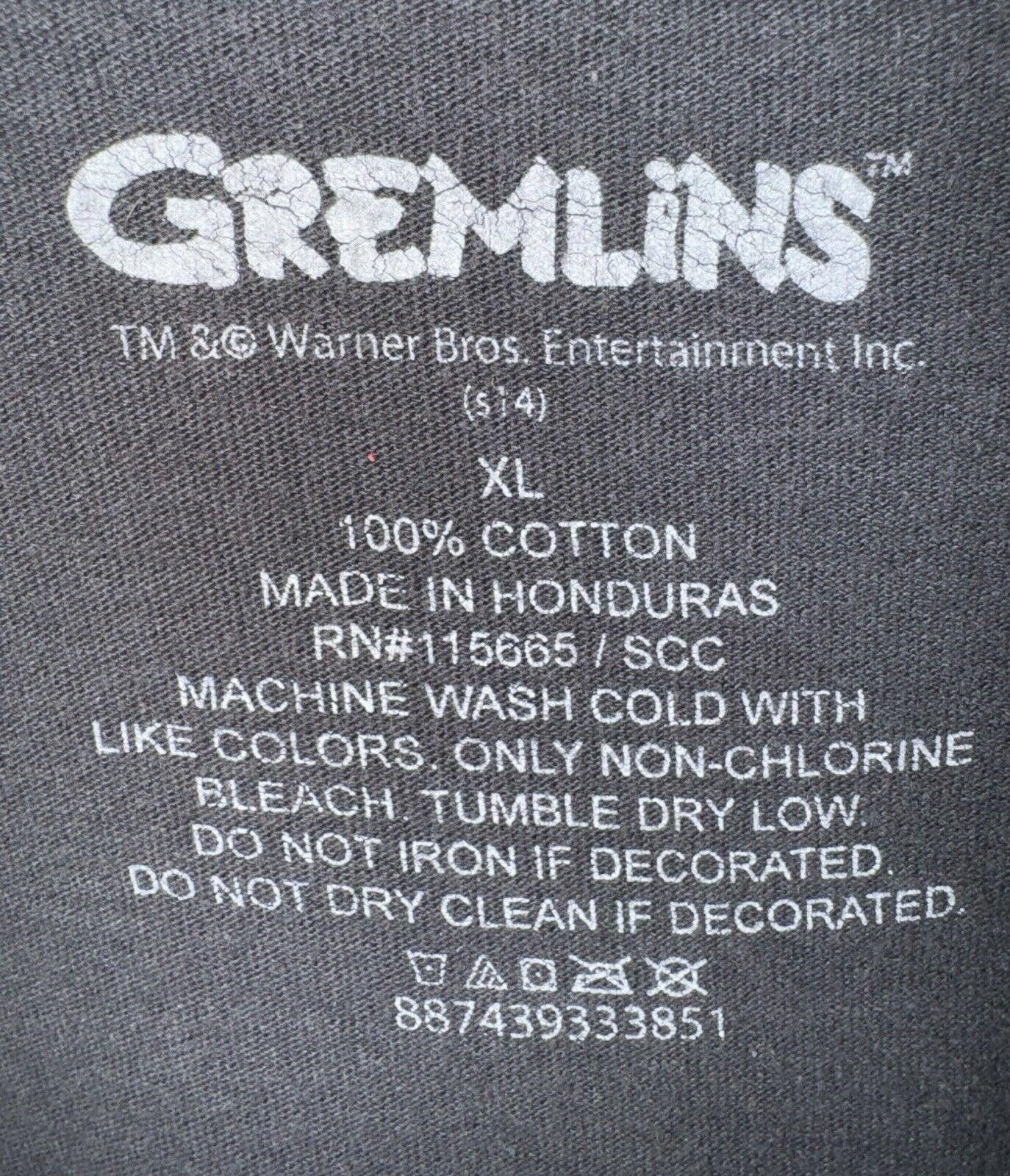 Designer Gremlins Gizmo Graphic Shirt Black Thrashed Sz XL Size US XL / EU 56 / 4 - 7 Thumbnail