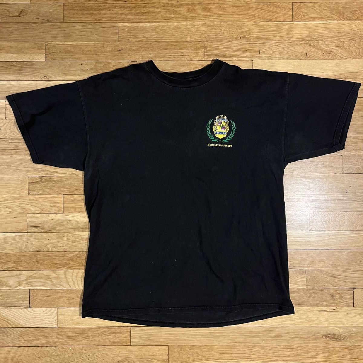 Tultex Vintage Honolulu’s Finest Police Black T Shirt 2XL Size US XXL / EU 58 / 5 - 2 Thumbnail