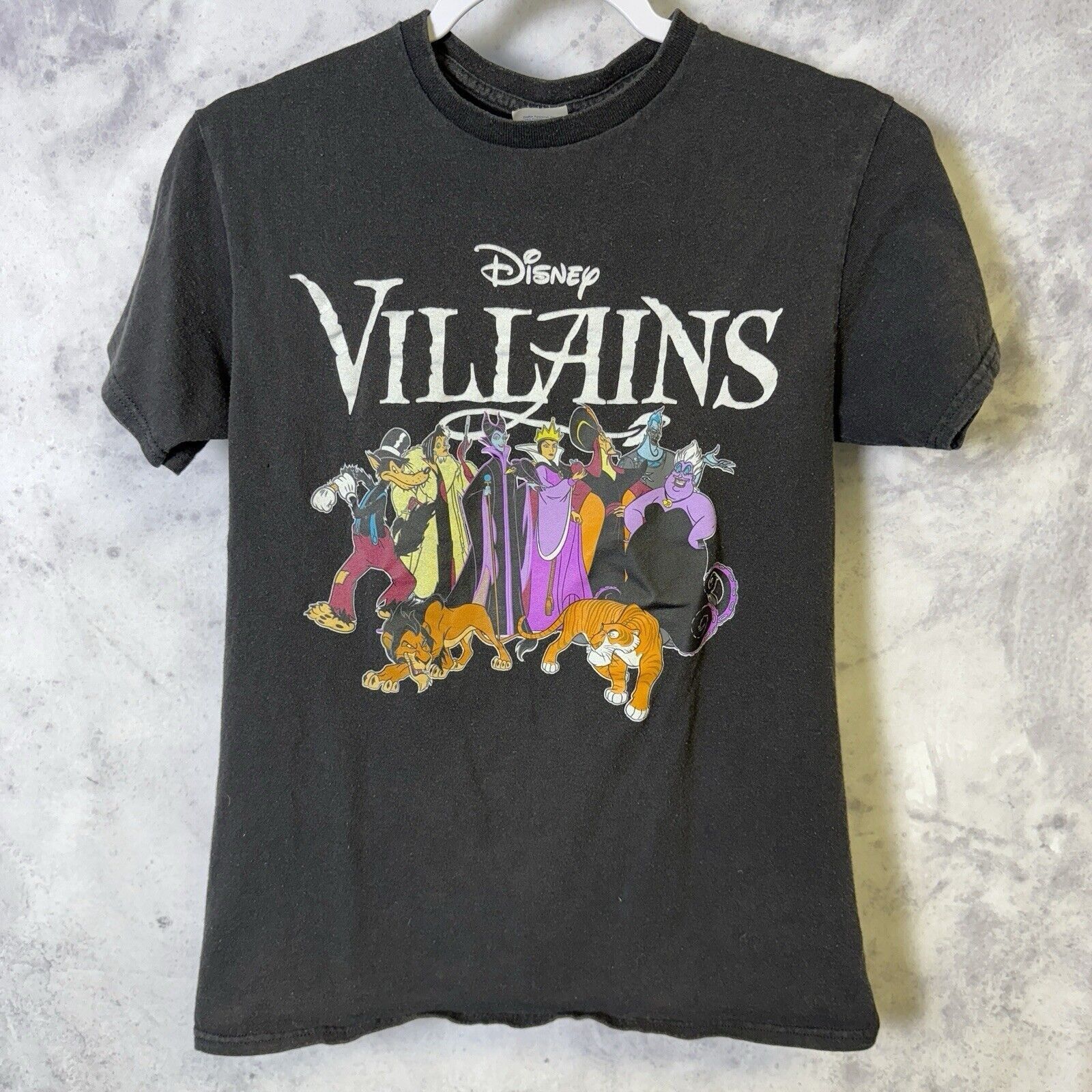 Disney Disney Villians T Shirt Adult Small Black Short Sleeve Size US S / EU 44-46 / 1 - 2 Thumbnail