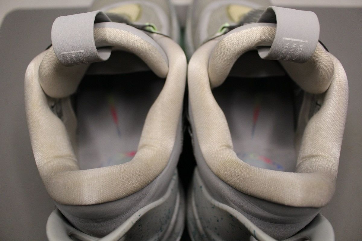 Nike Nike Adapt BB 2.0 Mag (US Charger) Size US 12 / EU 45 - 10 Thumbnail