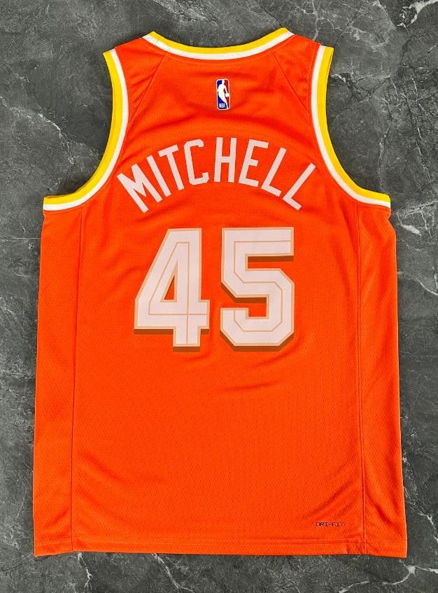 NBA Cleveland Cavaliers #45 Donovan Mitchell Jersey Orange Size US XL / EU 56 / 4 - 2 Thumbnail