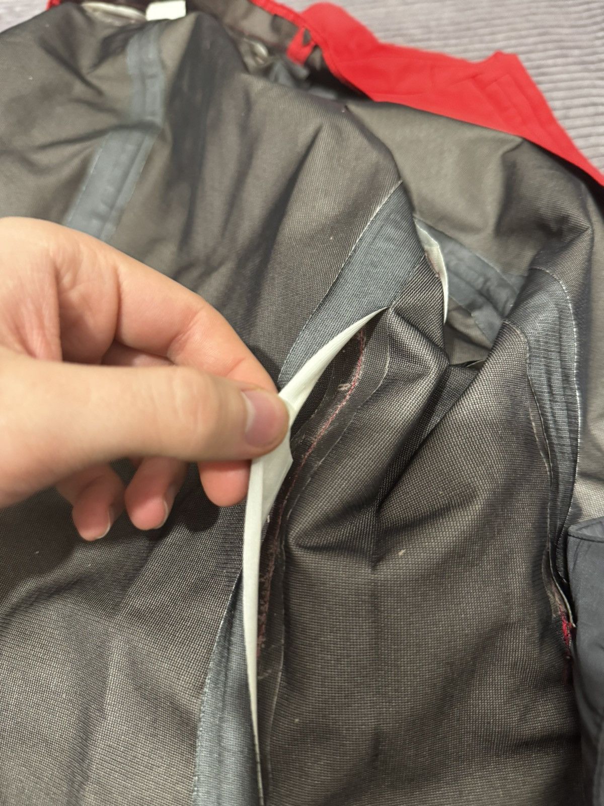 Prada Prada Vintage Gore Tex Jacket Women's Size M Designer 40it Size S / US 4 / IT 40 - 14 Thumbnail