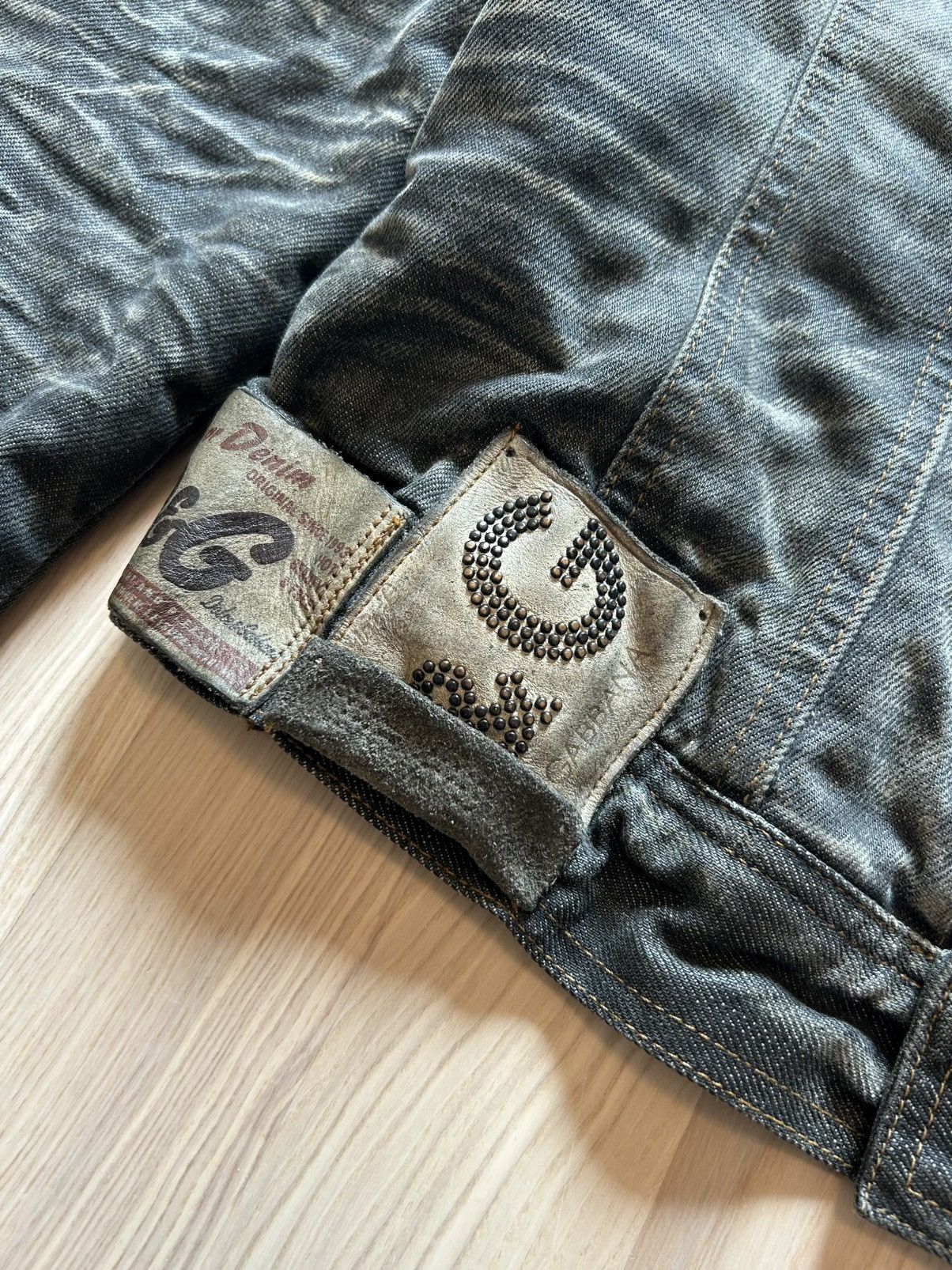 Dolce & Gabbana Dolce & Gabbana AW2003 Archive Cropped Waxed Denim Jacket Size S / US 4 / IT 40 - 14 Thumbnail