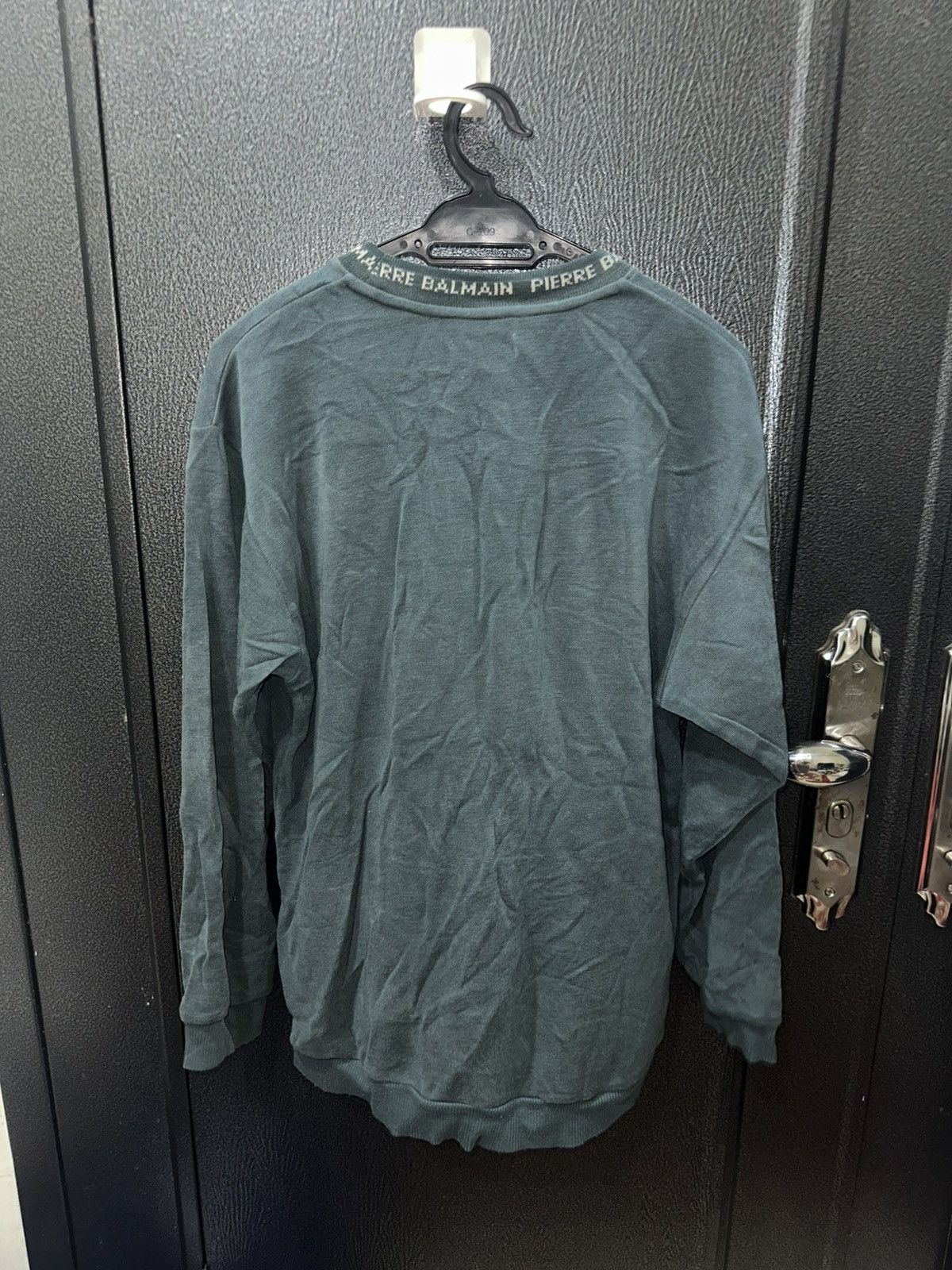 Pierre Balmain Vintage Pierre Balmain Paris Spell Out Sweatshirt Size US L / EU 52-54 / 3 - 2 Thumbnail