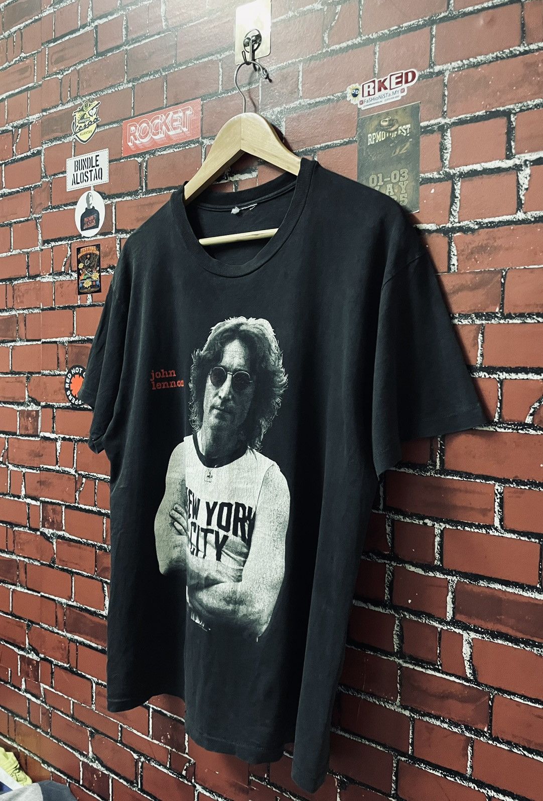 Band Tees VINTAGE JOHN LENNON 80s SHIRTS Size US L / EU 52-54 / 3 - 2 Thumbnail