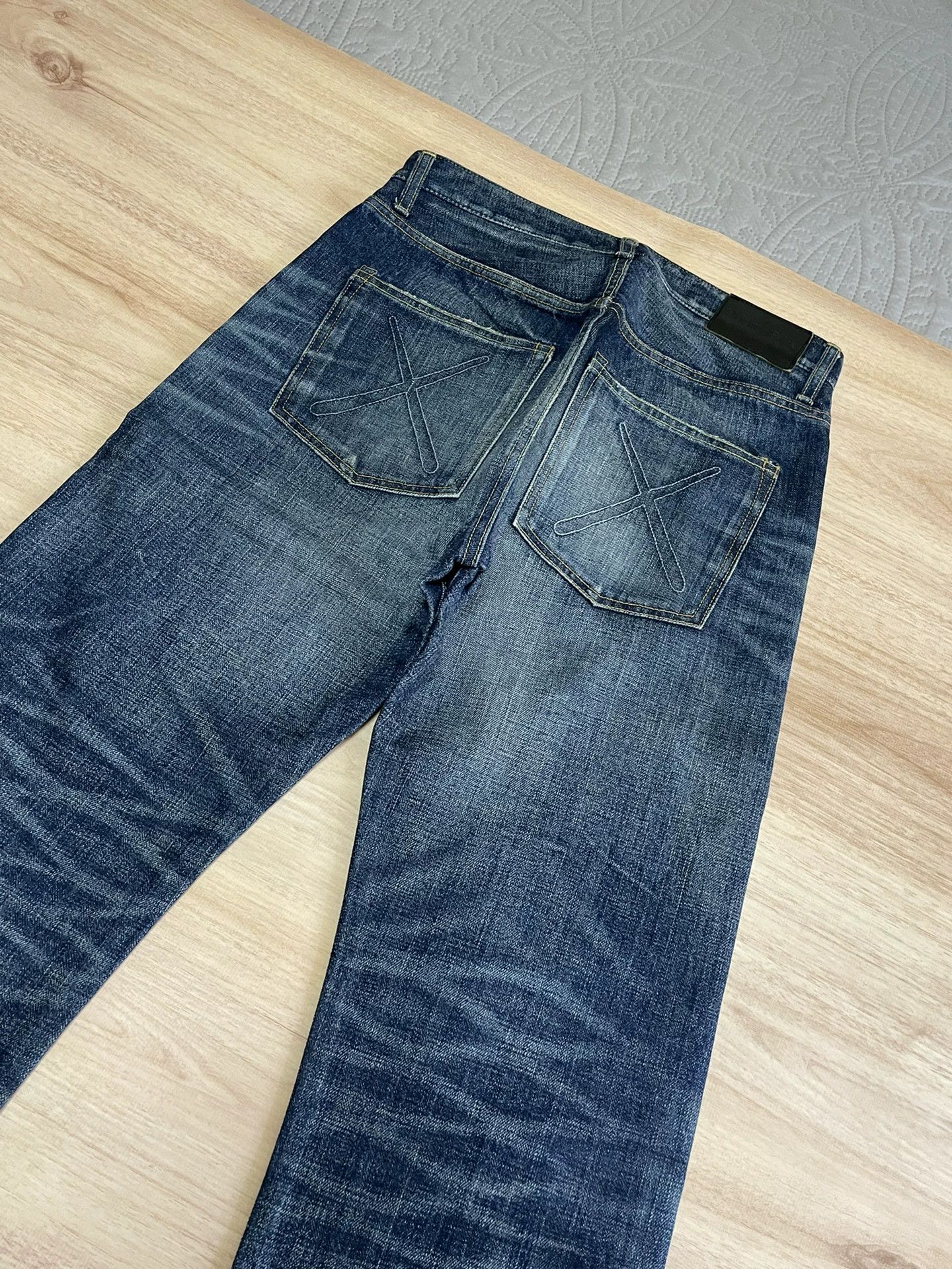 Original Fake OF KAWS Red Waist Washed Jeans New 38.2cm Waist Size US 29 - 4 Thumbnail