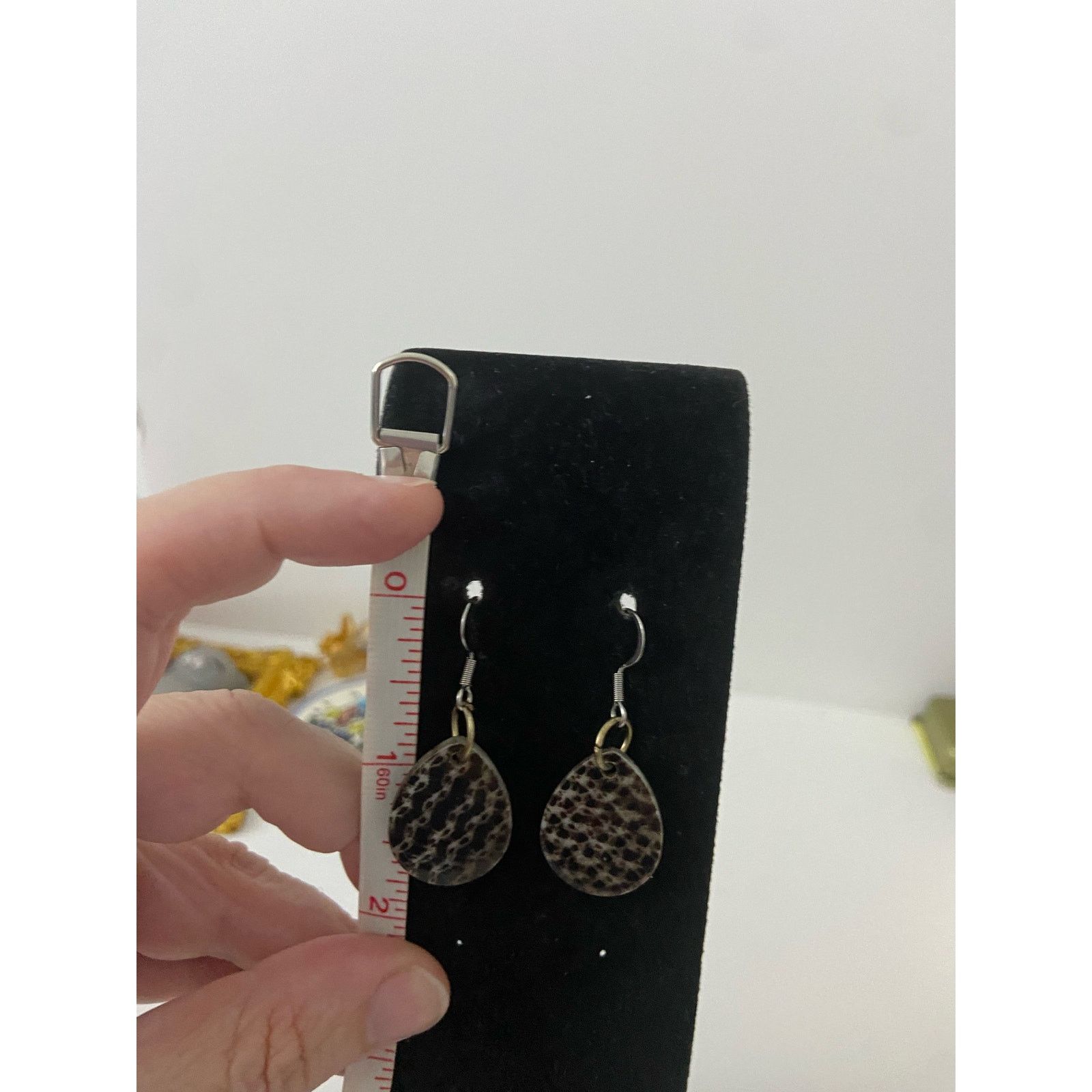 Handmade shell teardrop earrings Size ONE SIZE - 4 Thumbnail