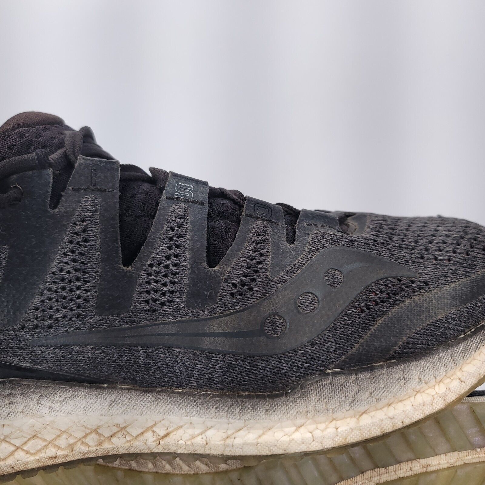 Saucony Saucony Freedom ISO 2 Shoe Women Size 9 S10440-1 Black White Size US 9 / IT 39 - 8 Thumbnail