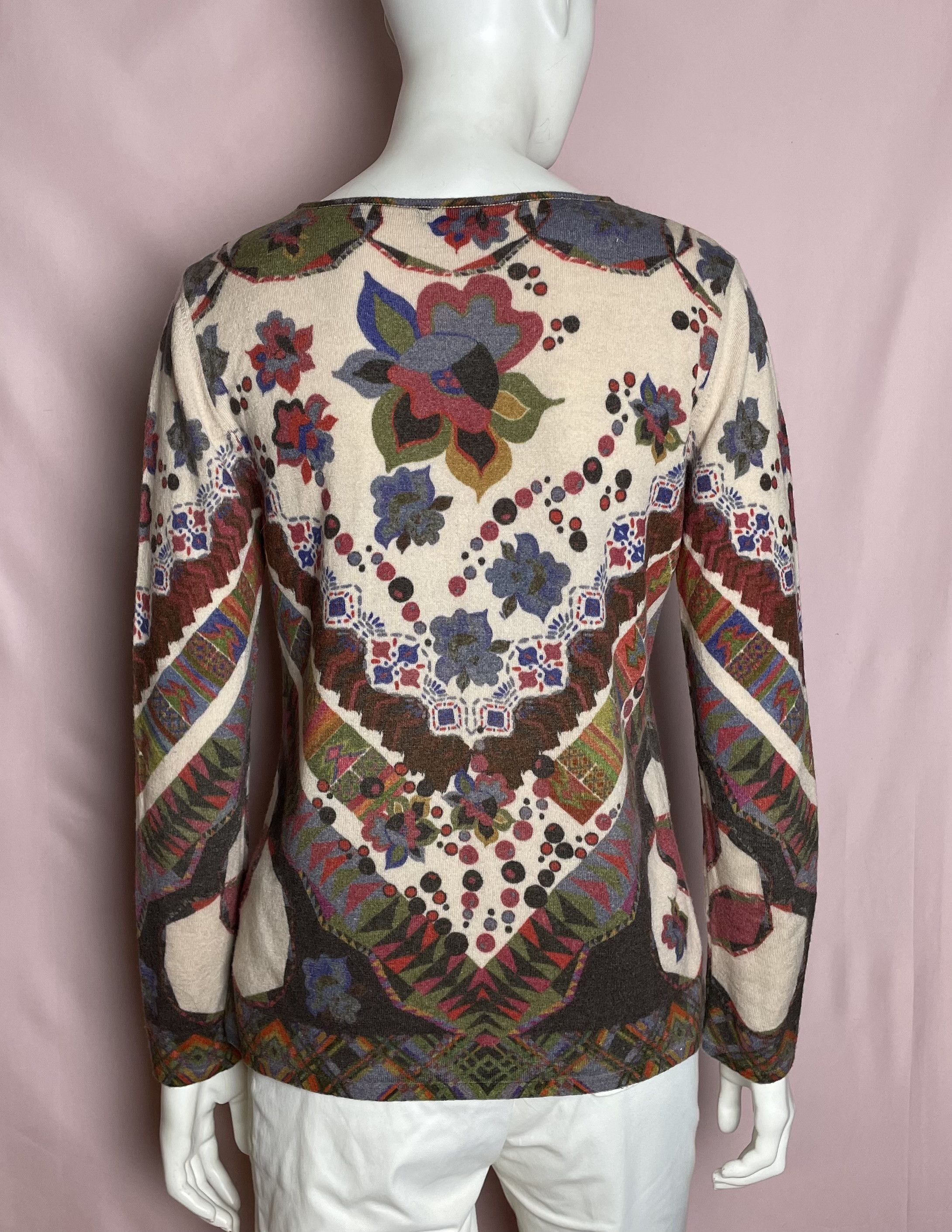 Vintage IVKO V-neck Pullover Geometric Print Wool Sweater EU 40 Size M / US 6-8 / IT 42-44 - 3 Thumbnail
