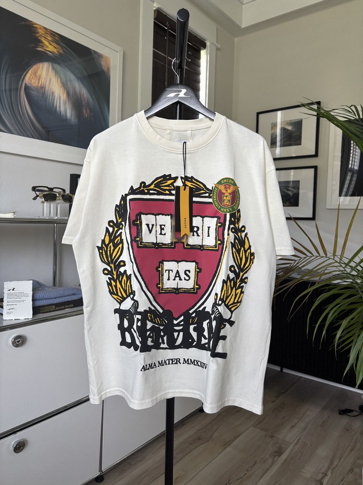 RHUDE RUNWAY UNIVERSITY LOGO TEE