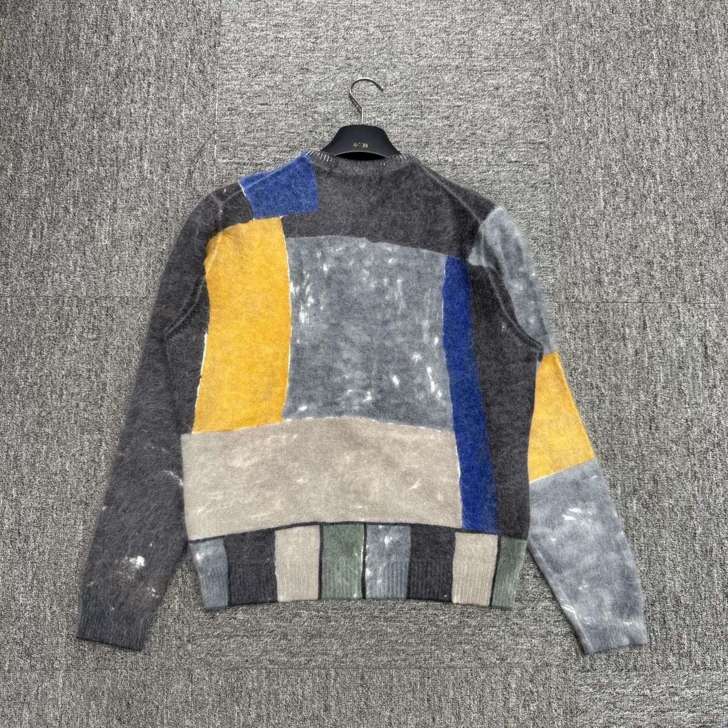Prada prada oil painting rabbit毛 sweater. Size US L / EU 52-54 / 3 - 2 Thumbnail
