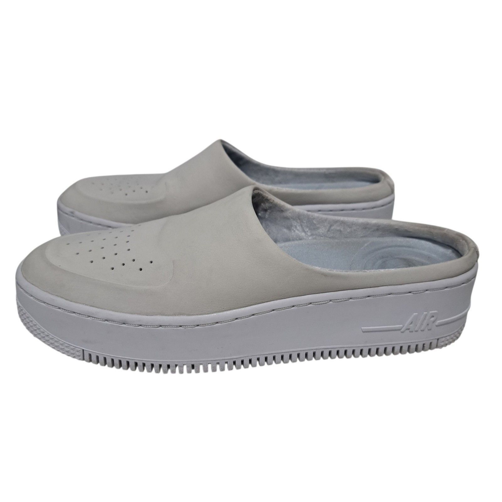 Nike Nike Women's Air Force 1 Lover Slip On Mule Sneakers Size 9 Size US 9 / IT 39 - 12 Thumbnail