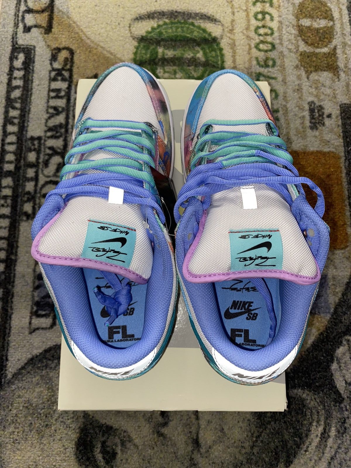 Nike Nike SB Dunk Low Futura Laboratories Bleached Aqua Size US 9 / EU 42 - 4 Thumbnail