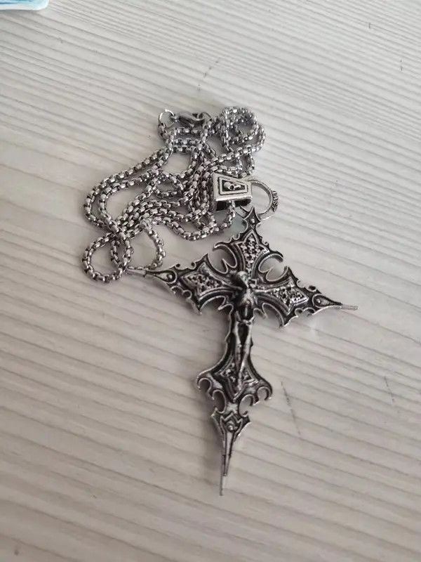 Japanese Brand Gothic Skeleton Cross Necklace Size ONE SIZE - 6 Thumbnail