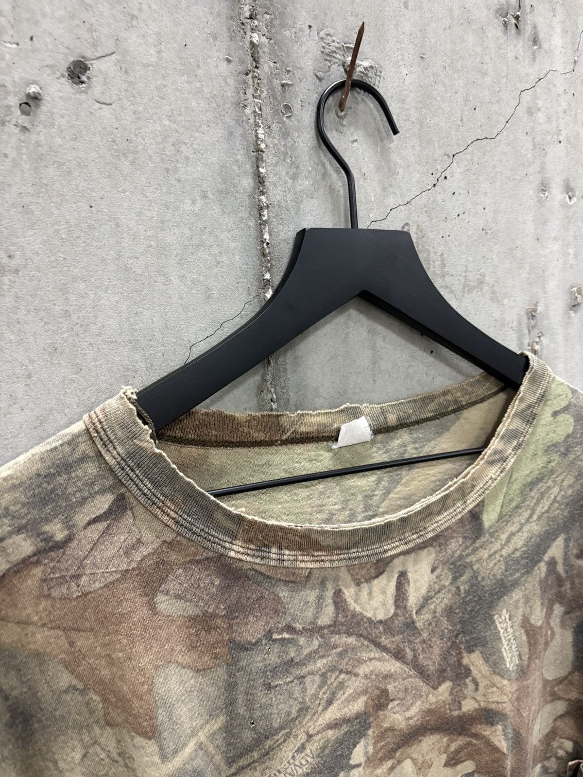 Vintage Vintage Blank Shirt Camo Faded Distressed Grunge Band Boxy Size US XXL / EU 58 / 5 - 4 Thumbnail