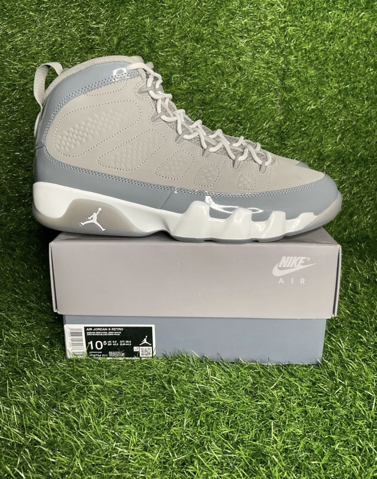 Jordan Brand Jordan 9 Retro Cool Gray 2025 Size US 9.5 / EU 42-43 - 2 Thumbnail