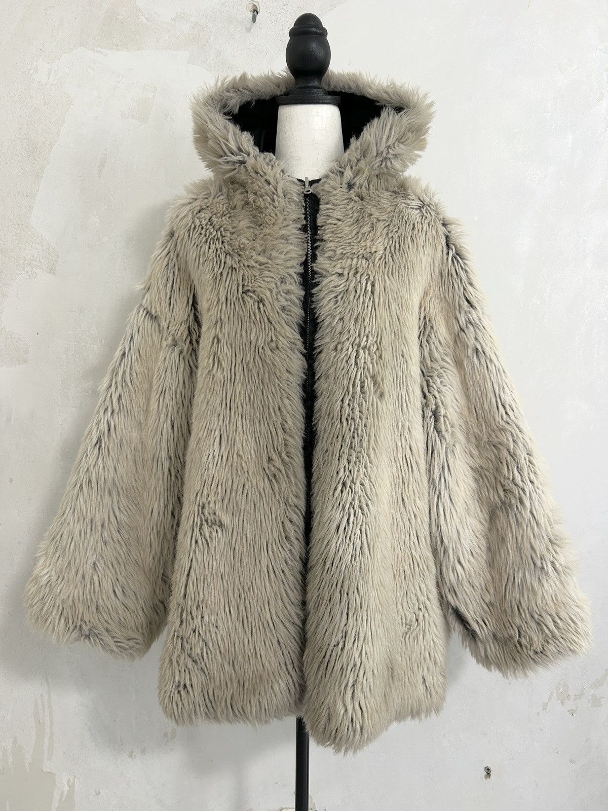 Helmut Lang Archive A/W 1992 oversized faux fur reversible jacket Size M / US 6-8 / IT 42-44 - 1 Thumbnail