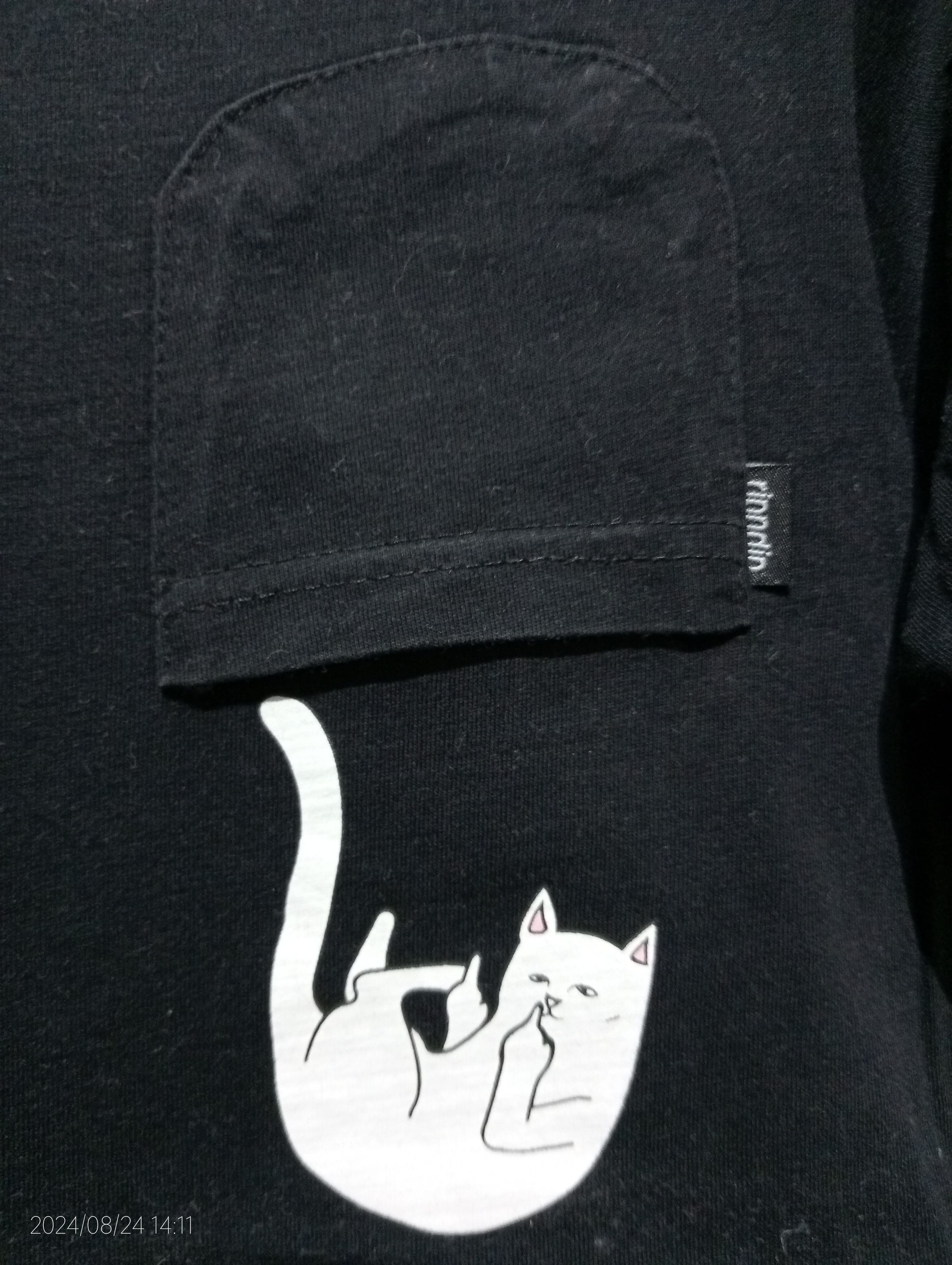 RIPNDIP Vintage Rip N Dip Flip Pocket Tee Very Rare Size US S / EU 44-46 / 1 - 2 Thumbnail