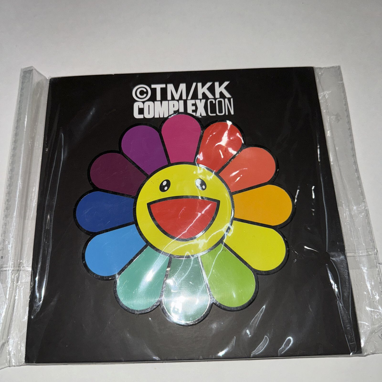Takashi Murakami Takashi Murakami PINTRILL XL Flower 5-Inch Enamel Pin Size ONE SIZE - 2 Thumbnail