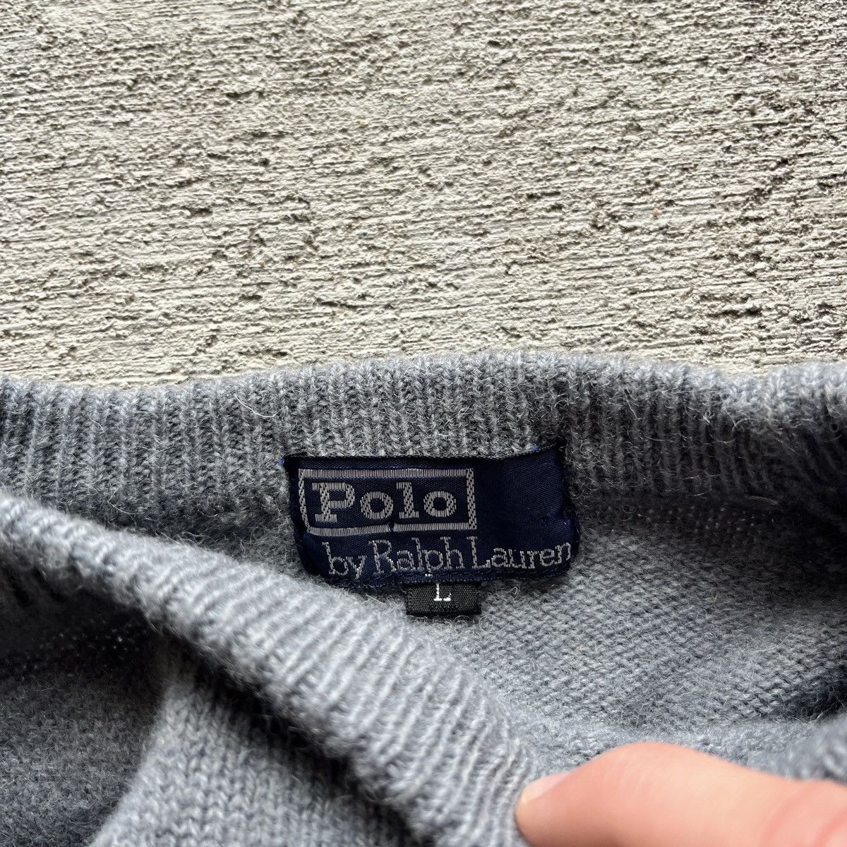 Polo Ralph Lauren Grey fuzzy polo ralph lauren women’s sweatshirt. Size L / US 10 / IT 46 - 3 Thumbnail
